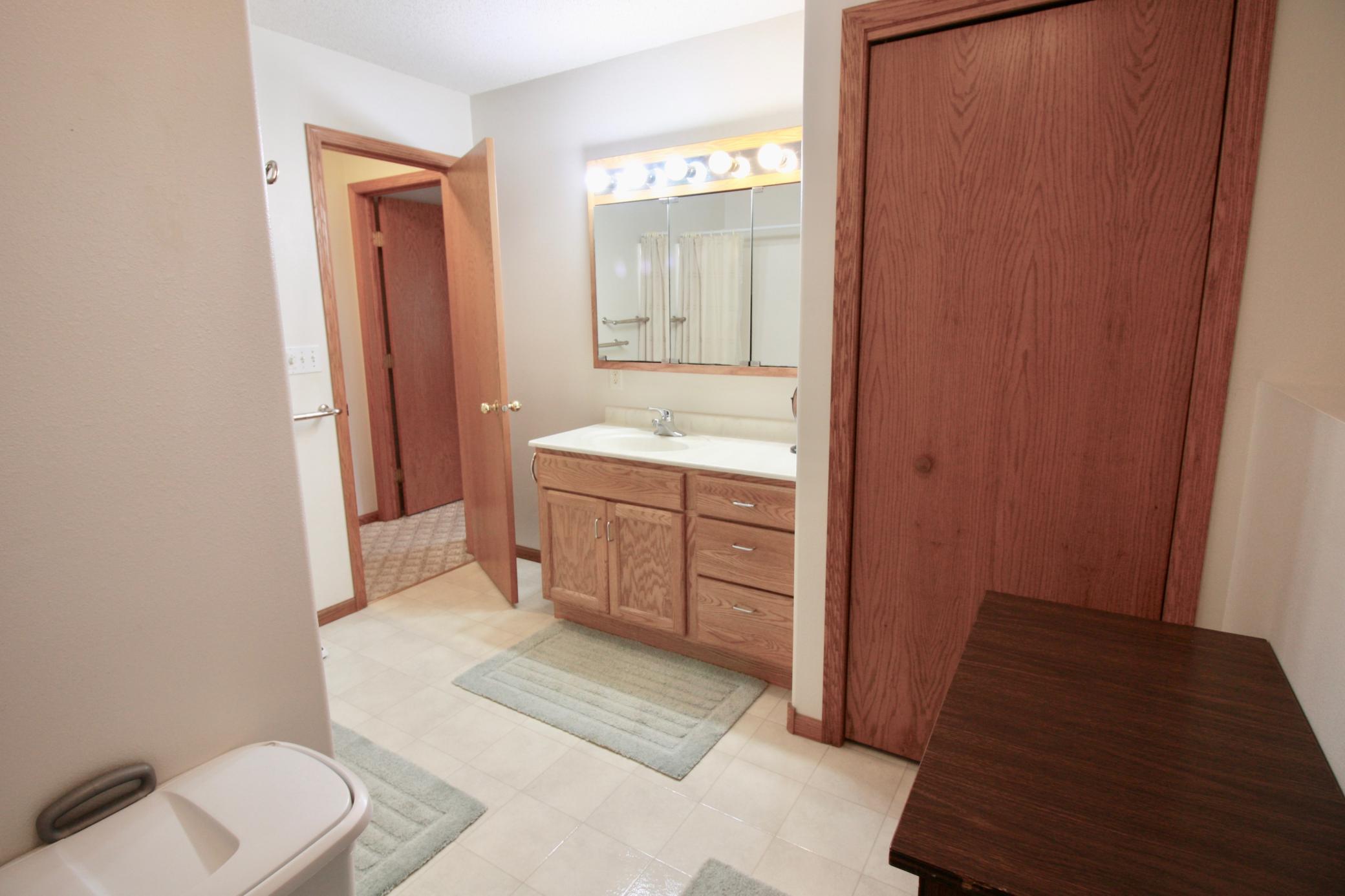 301 15th Street N, Breckenridge MN 56520 - Photo 40 of 48