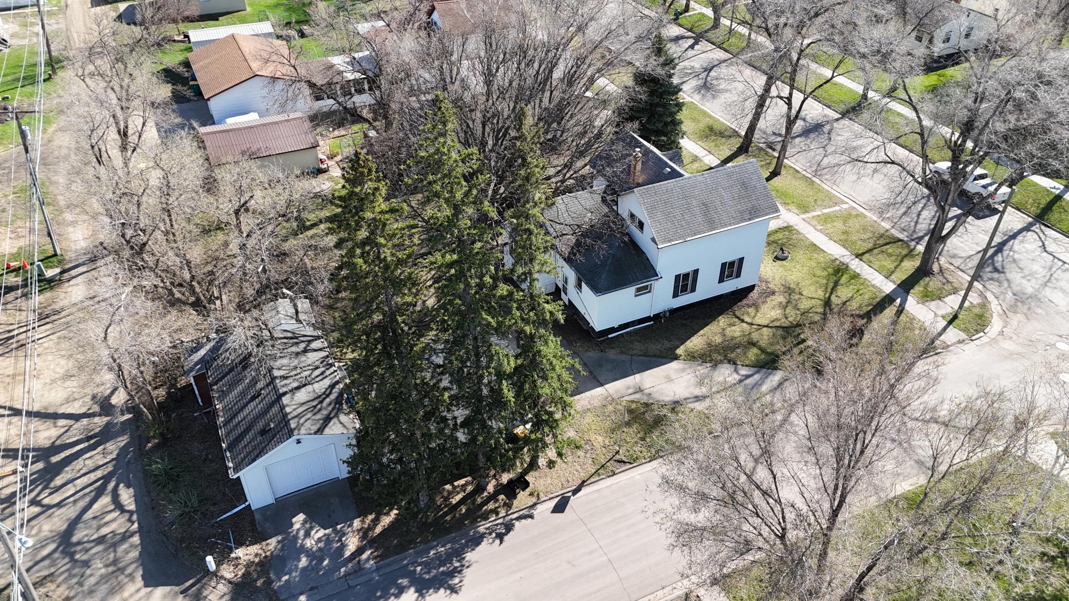 404 2nd Street S, Wahpeton ND 58075 - Photo 40 of 41