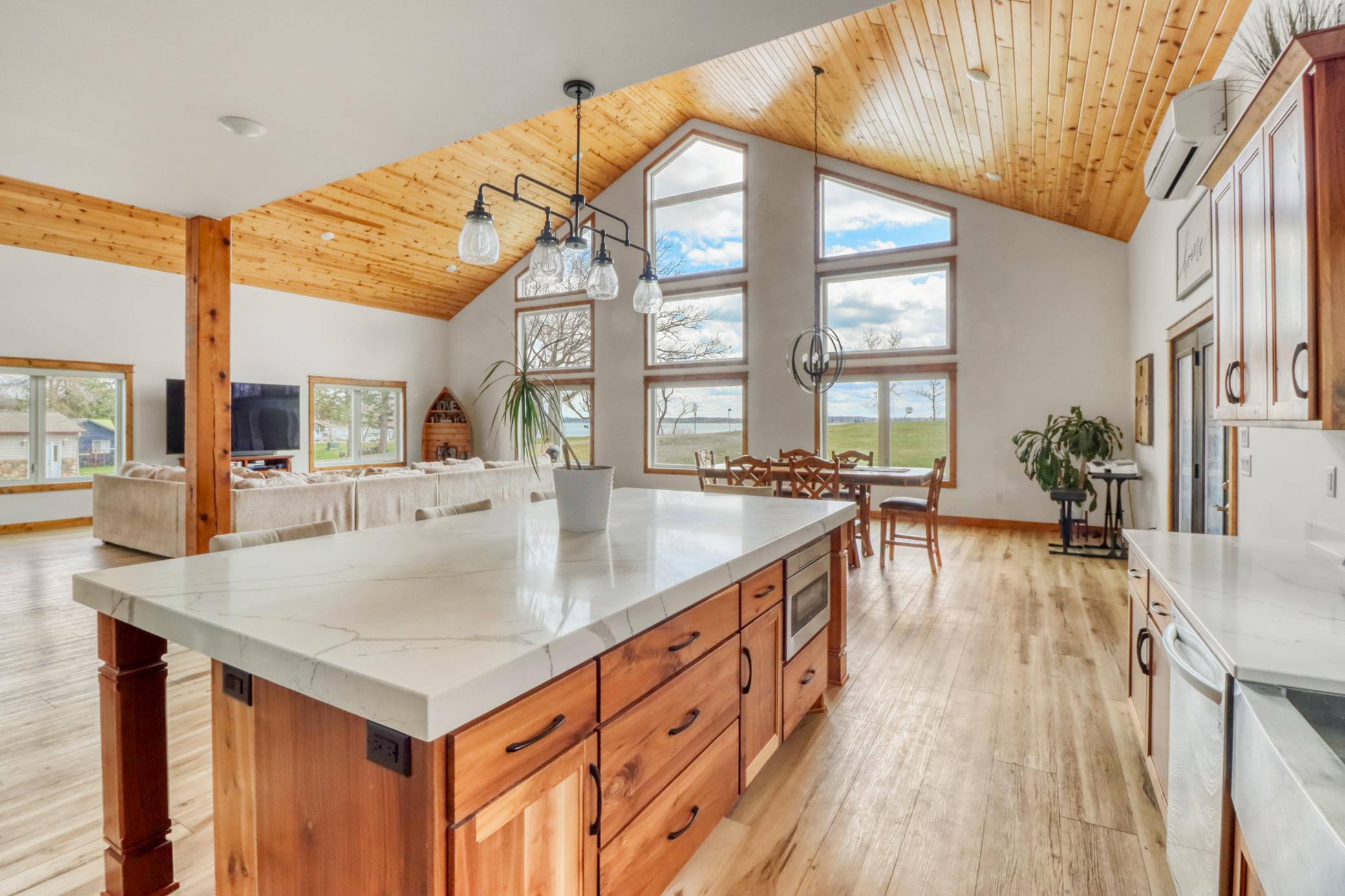 2020 single family home for sale at 51509 County Highway 9 in Pelican Rapids, MN — 4 bed, 3 bath