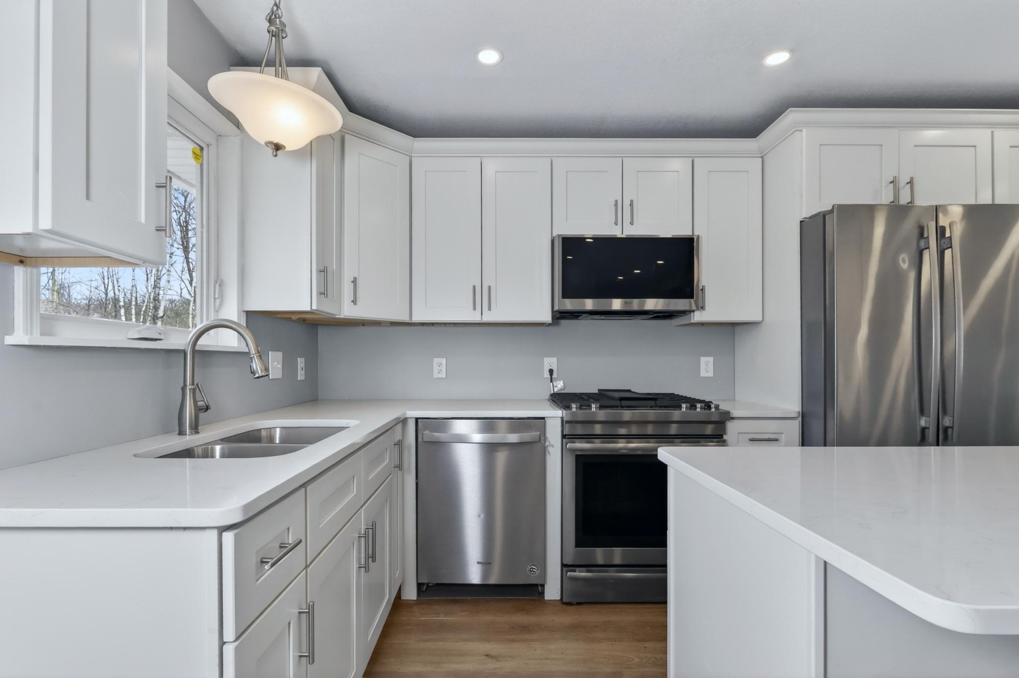 1971 single family home for sale at 814 Rogers Avenue in Grand Rapids, MN — 4 bed, 2 bath (photo 22 of 43)