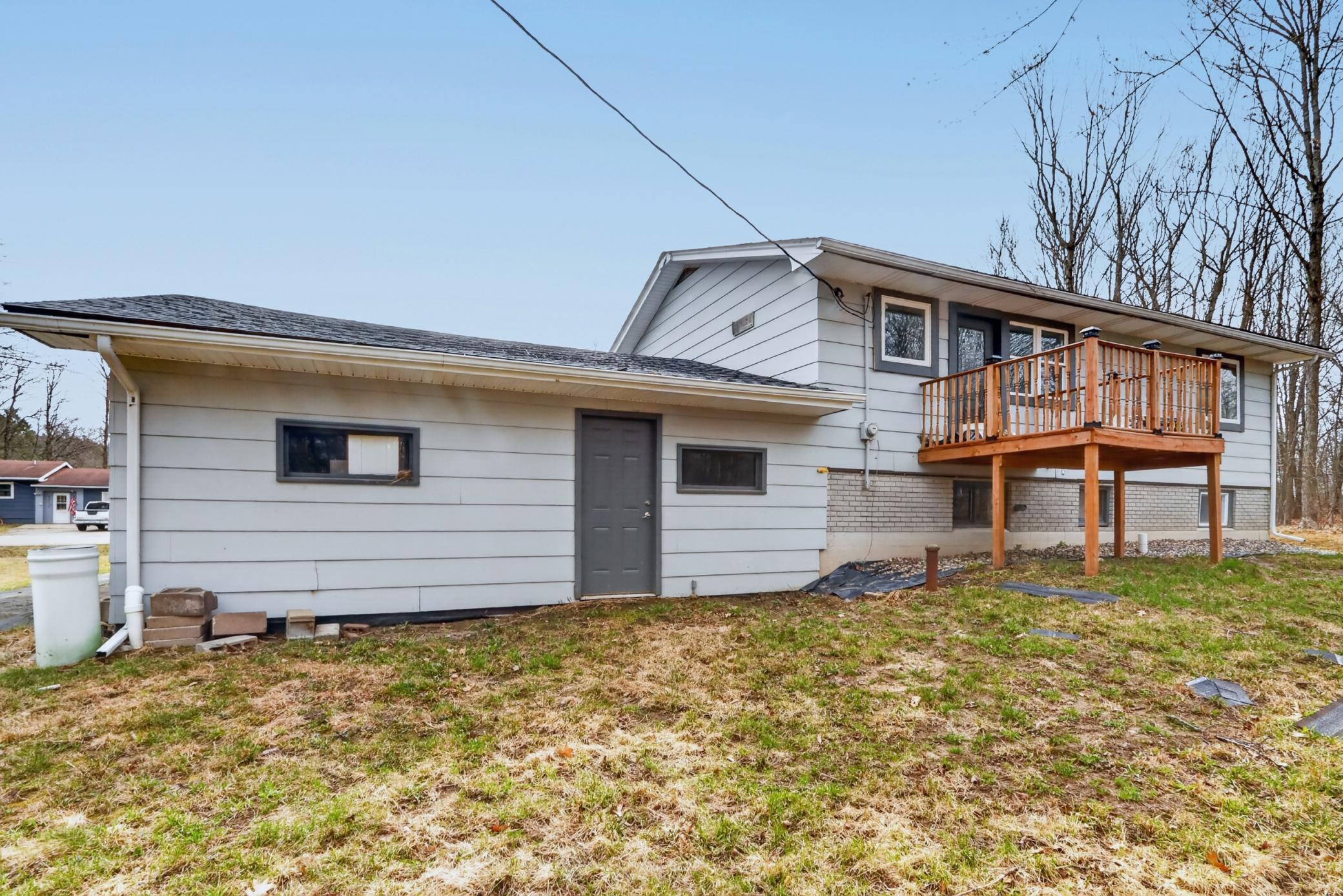 1971 single family home for sale at 814 Rogers Avenue in Grand Rapids, MN — 4 bed, 2 bath (photo 8 of 43)