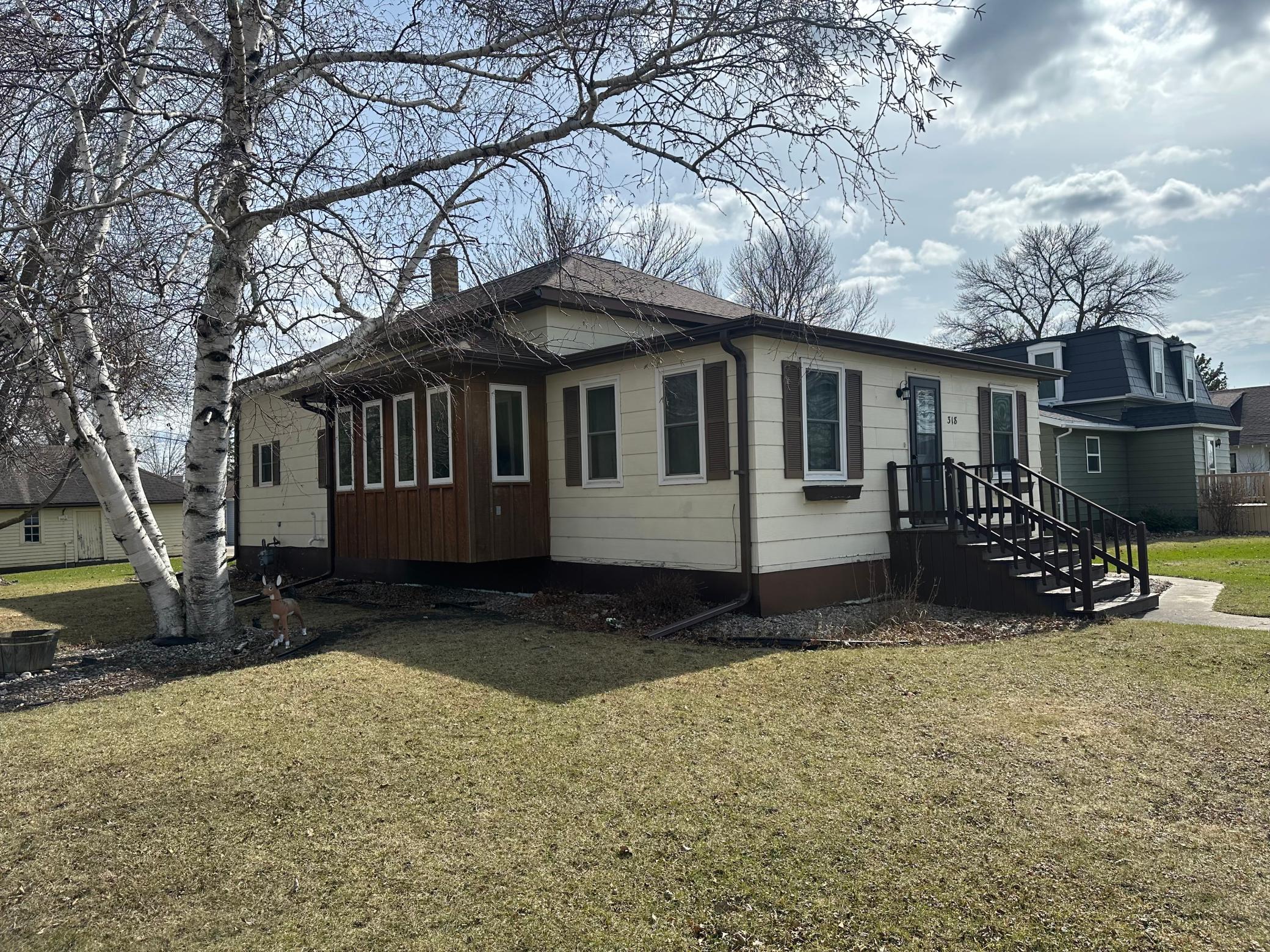 318 2nd Street SE, Hallock MN 56728 - Photo 2 of 17