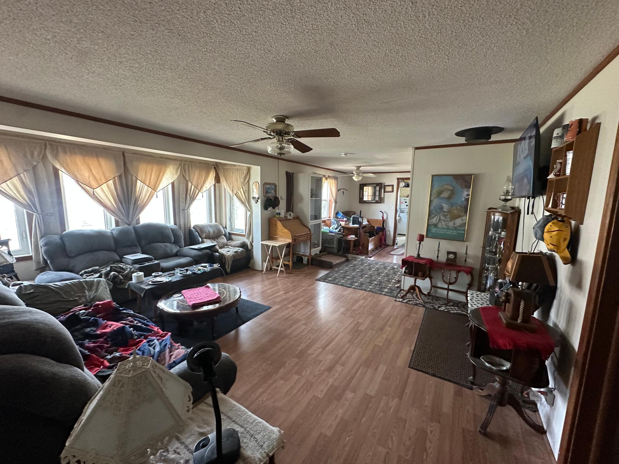 318 2nd Street SE, Hallock MN 56728 - Photo 6 of 17