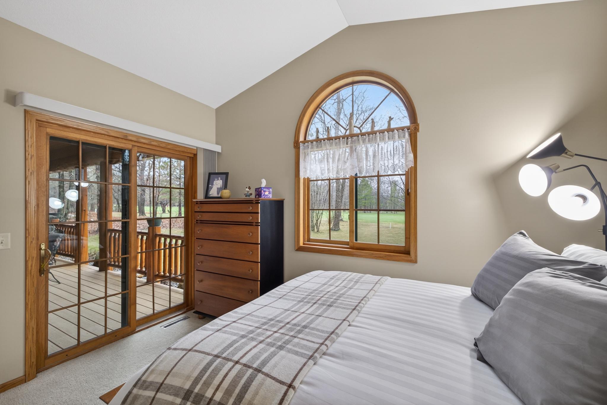 2003 single family home for sale at 8160 Golf View Trail in Pequot Lakes, MN — 3 bed, 3 bath (photo 17 of 50)