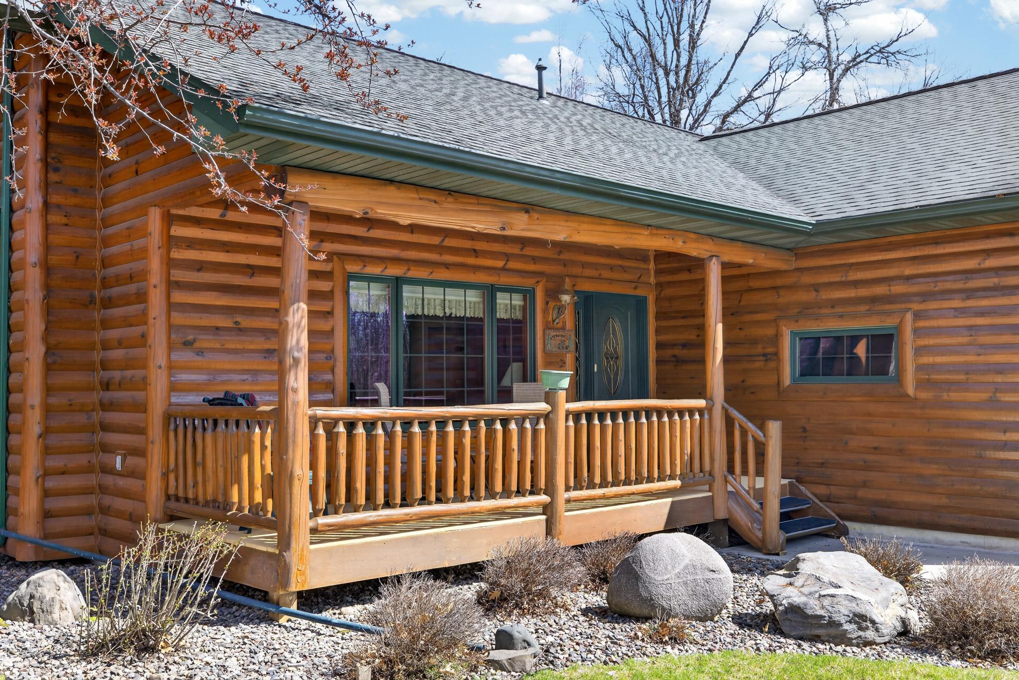 2003 single family home for sale at 8160 Golf View Trail in Pequot Lakes, MN — 3 bed, 3 bath (photo 36 of 50)