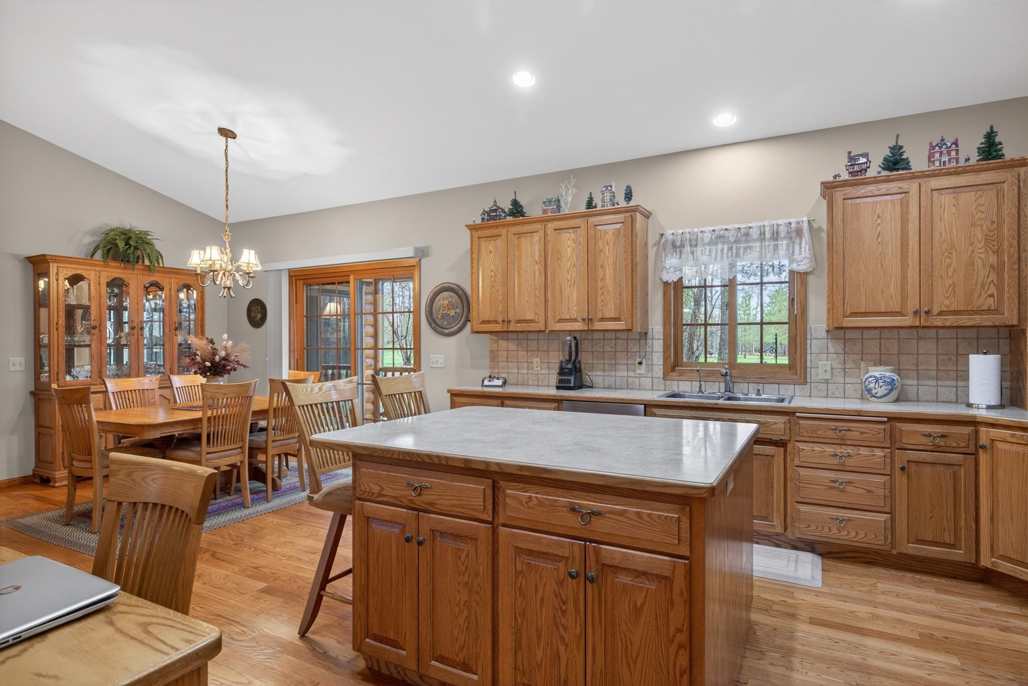 2003 single family home for sale at 8160 Golf View Trail in Pequot Lakes, MN — 3 bed, 3 bath (photo 6 of 50)