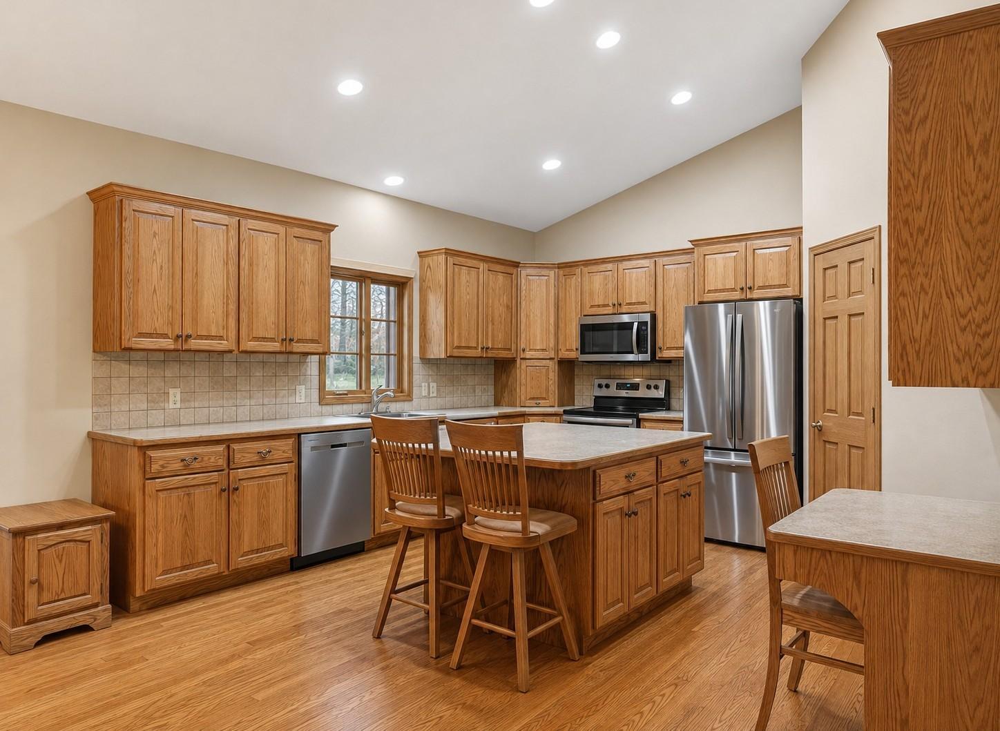 2003 single family home for sale at 8160 Golf View Trail in Pequot Lakes, MN — 3 bed, 3 bath (photo 6 of 22)