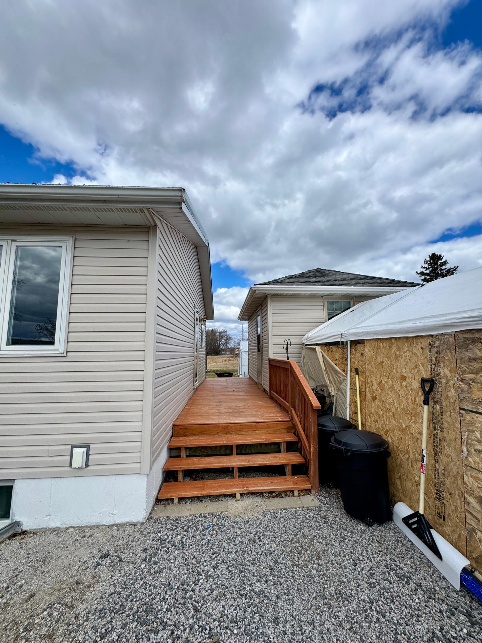 305 Lincoln Street SE, Warroad MN 56763 - Photo 23 of 24