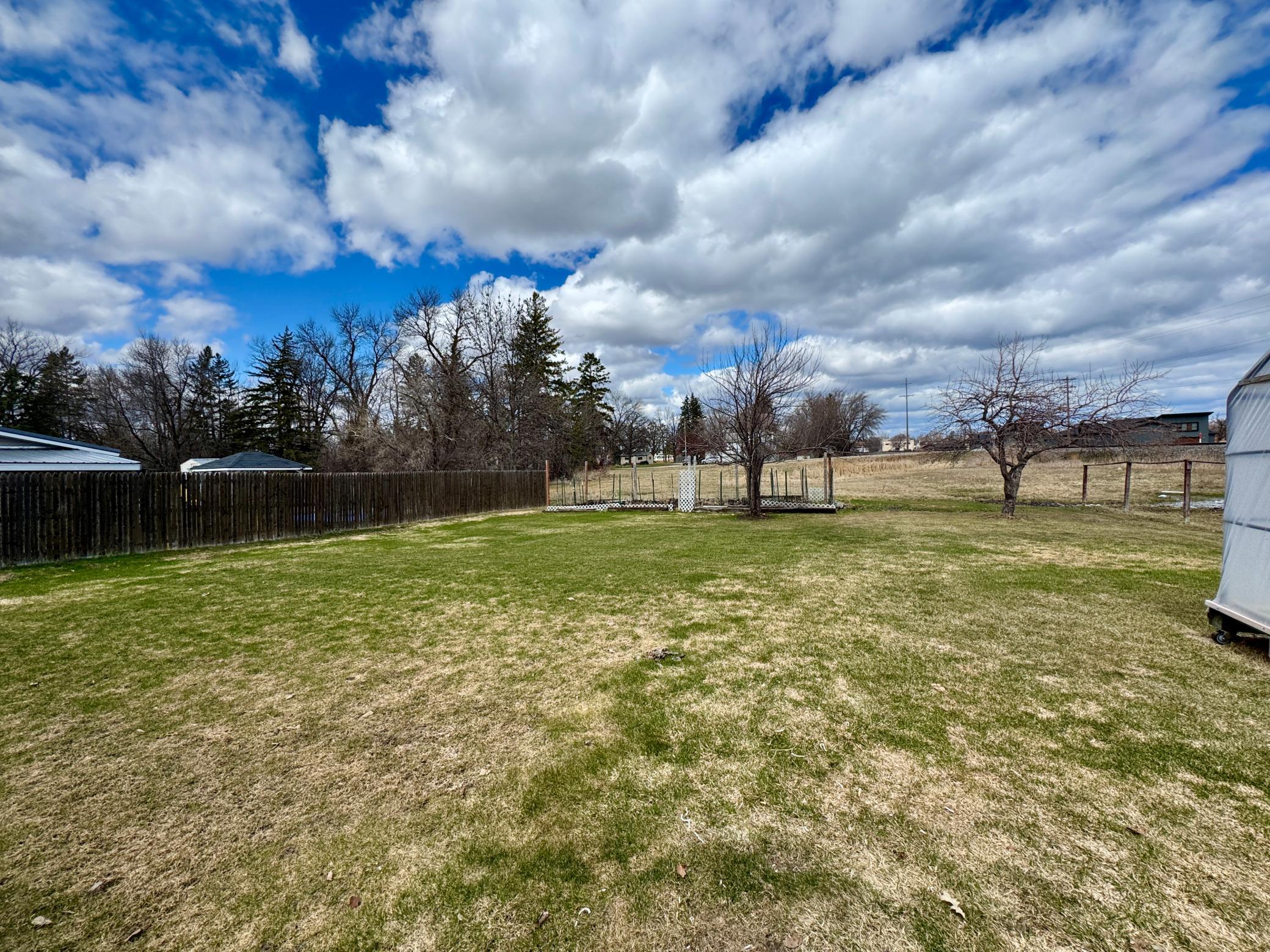 305 Lincoln Street SE, Warroad MN 56763 - Photo 24 of 24