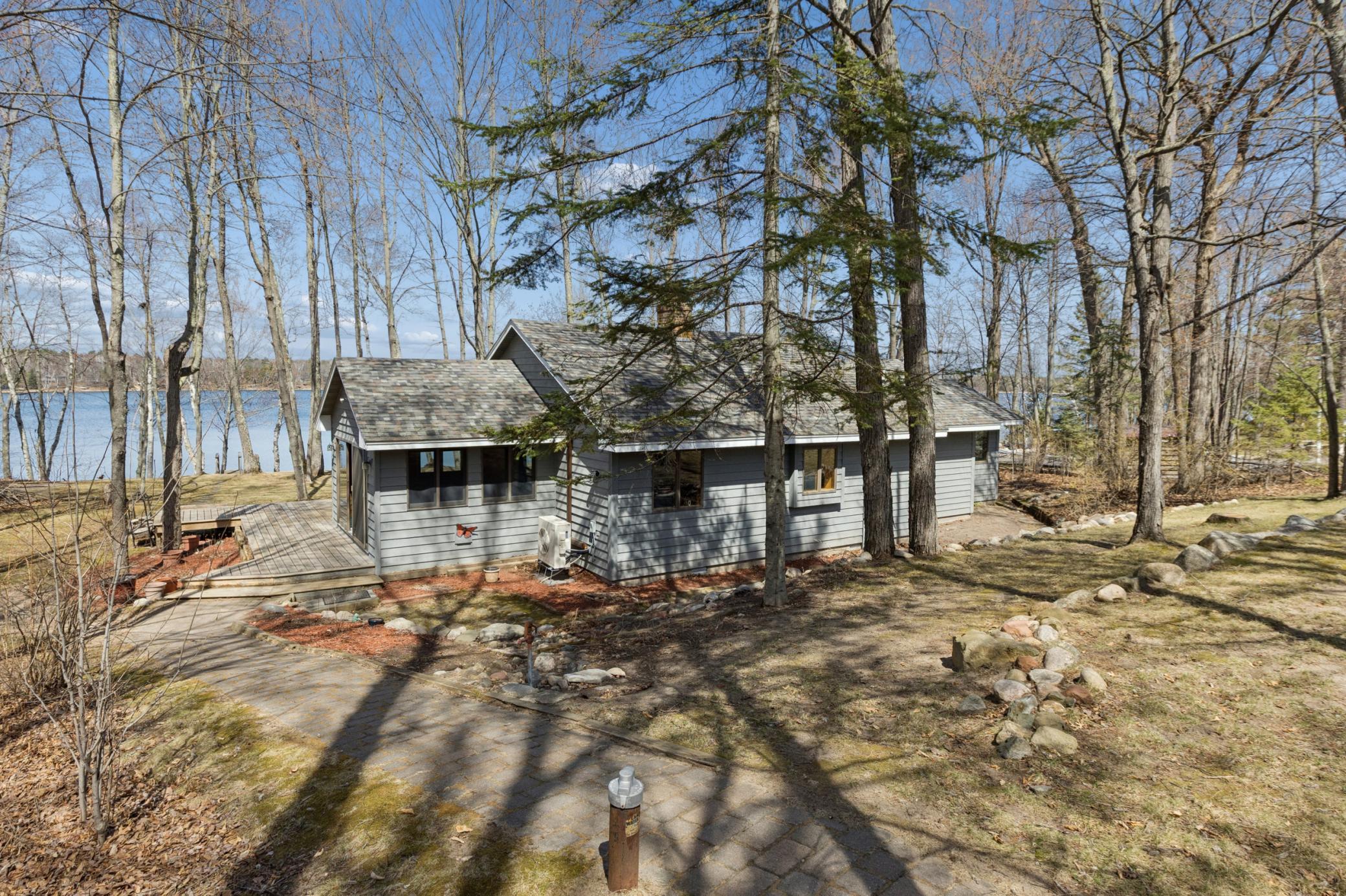 1988 single family home for sale at 19548 Blue Lane E in Emily, MN — 1 bed, 1 bath (photo 3 of 39)