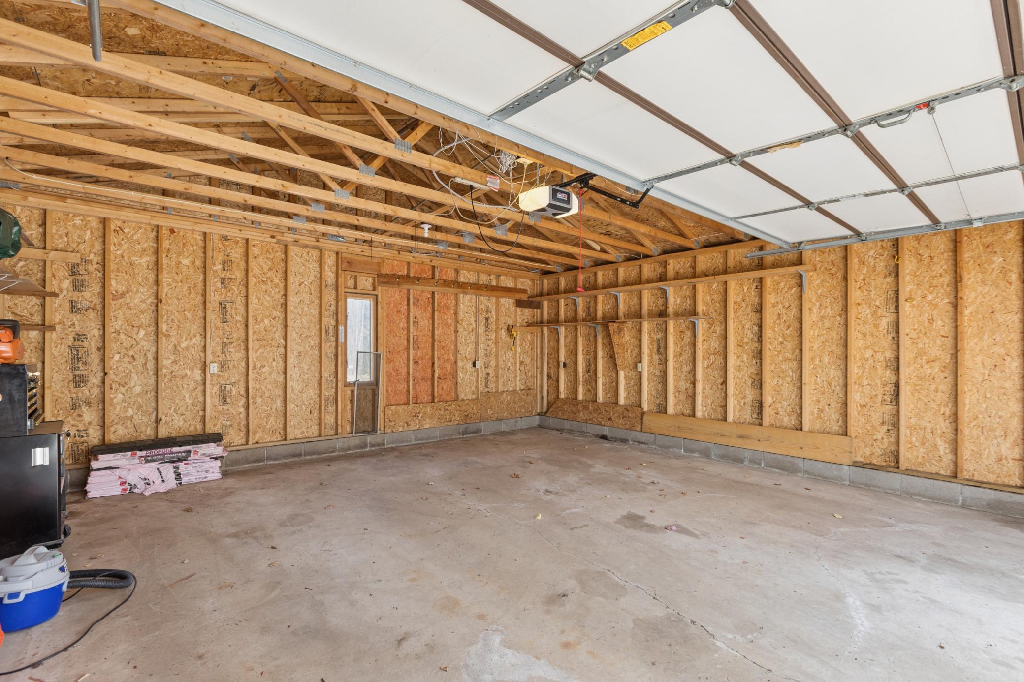 1988 single family home for sale at 19548 Blue Lane E in Emily, MN — 1 bed, 1 bath (photo 24 of 39)