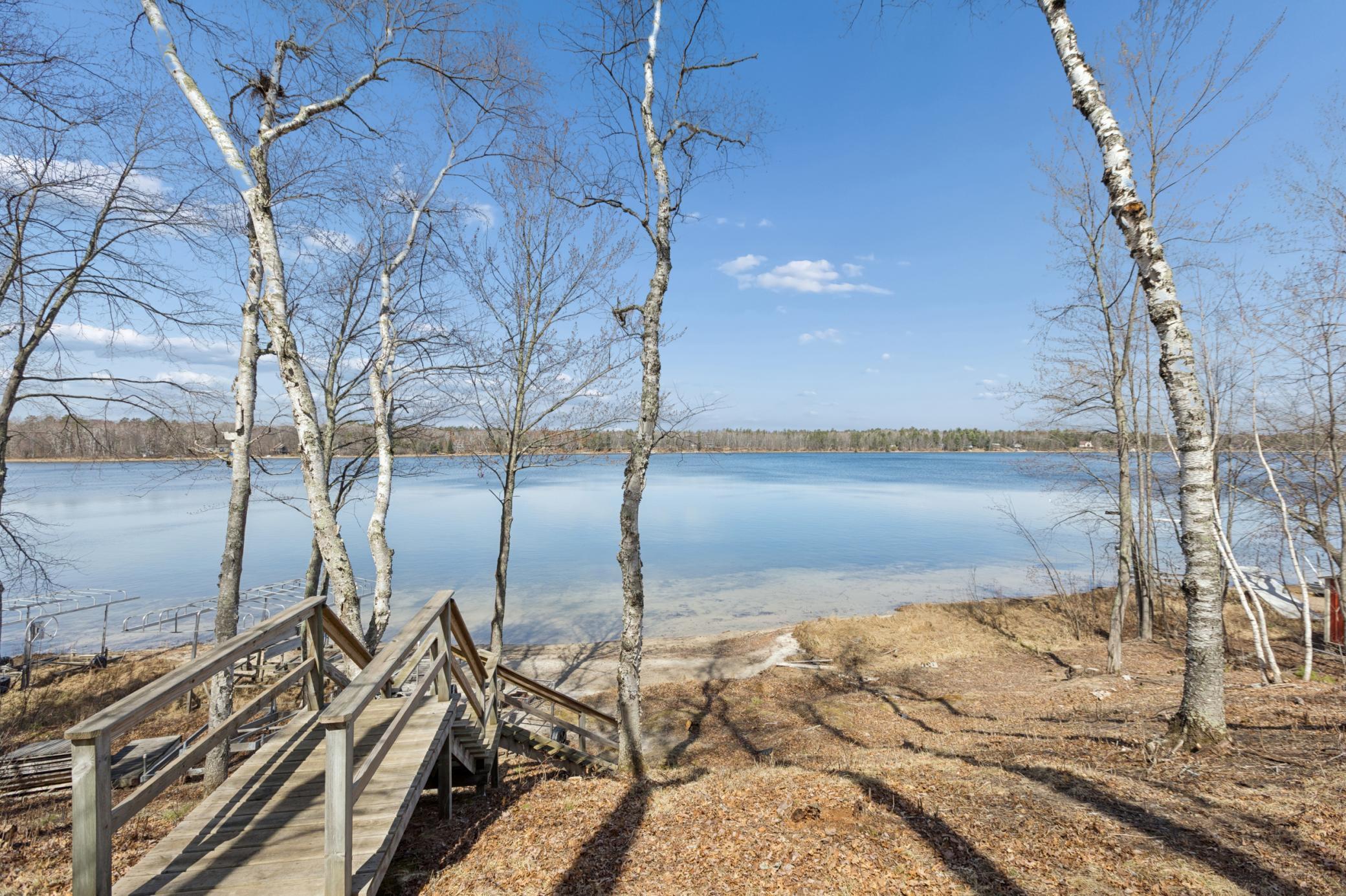 1988 single family home for sale at 19548 Blue Lane E in Emily, MN — 1 bed, 1 bath (photo 25 of 39)