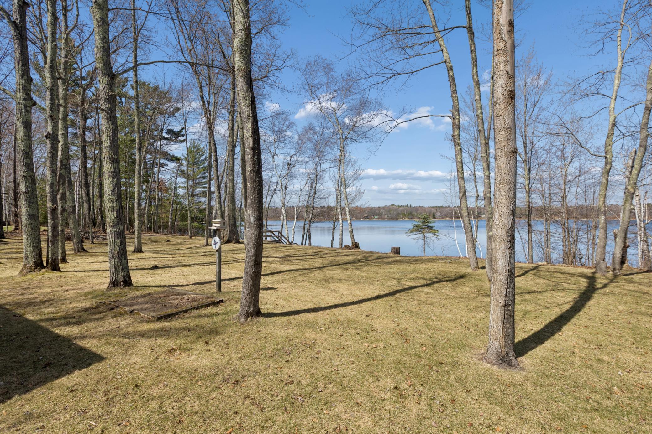 1988 single family home for sale at 19548 Blue Lane E in Emily, MN — 1 bed, 1 bath (photo 26 of 39)