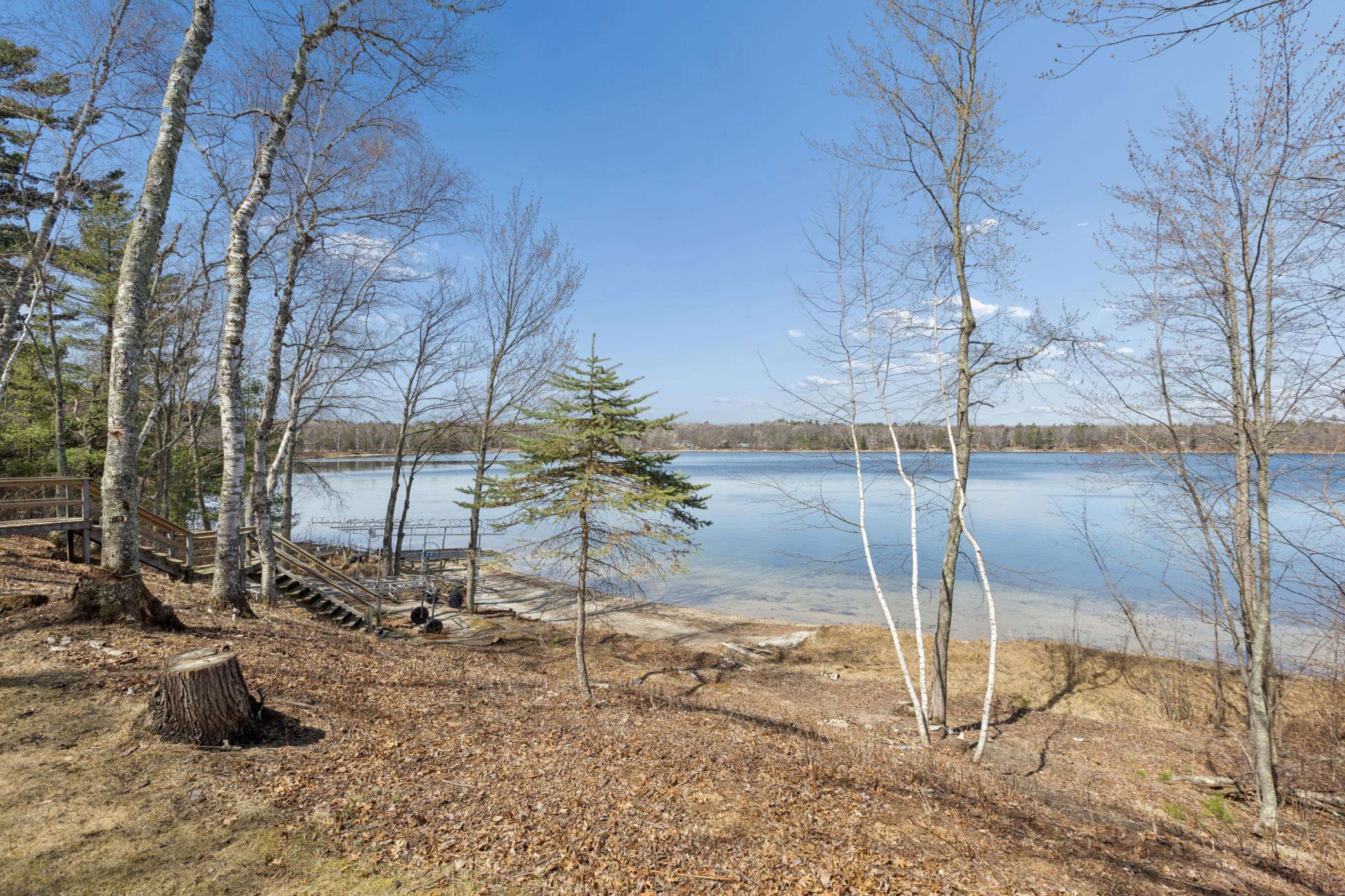1988 single family home for sale at 19548 Blue Lane E in Emily, MN — 1 bed, 1 bath (photo 27 of 39)