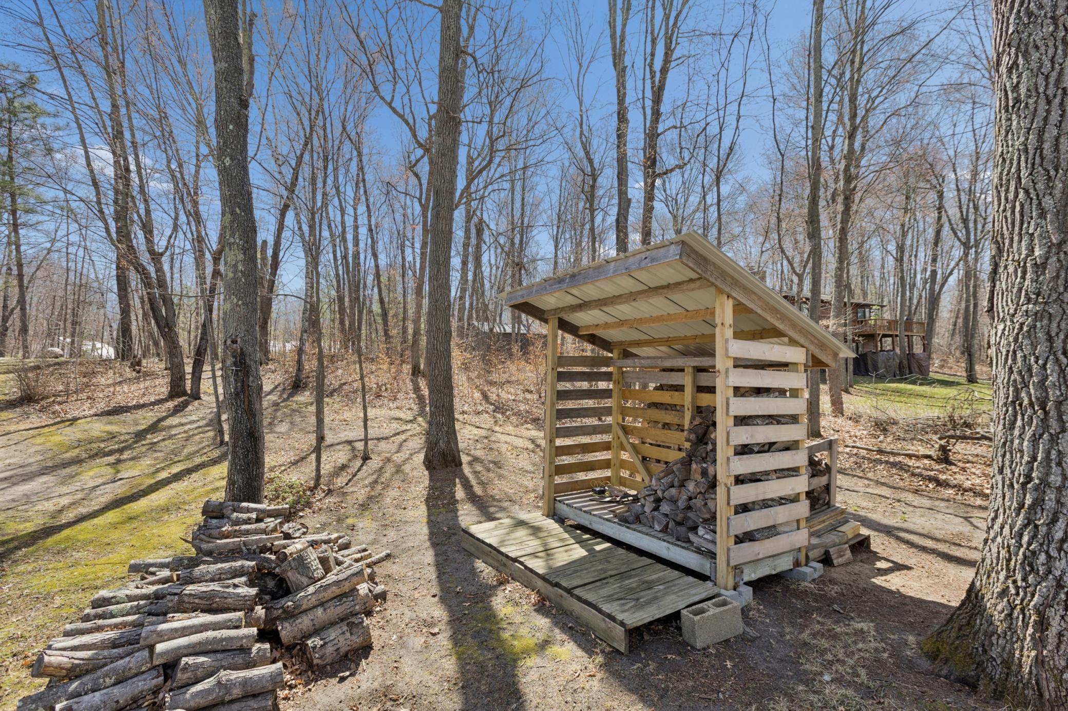 1988 single family home for sale at 19548 Blue Lane E in Emily, MN — 1 bed, 1 bath (photo 30 of 39)