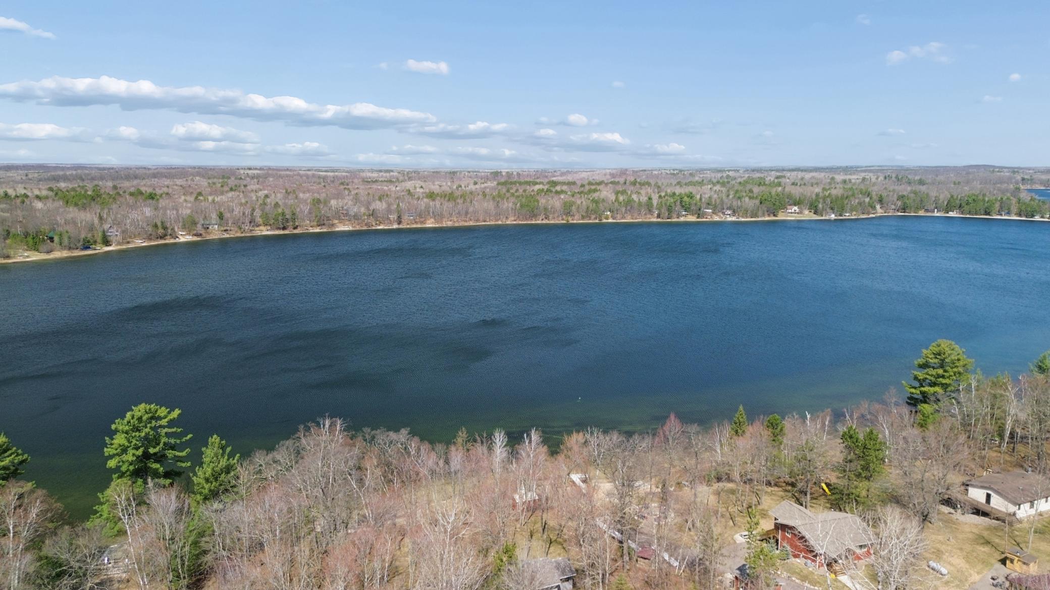 1988 single family home for sale at 19548 Blue Lane E in Emily, MN — 1 bed, 1 bath (photo 36 of 39)