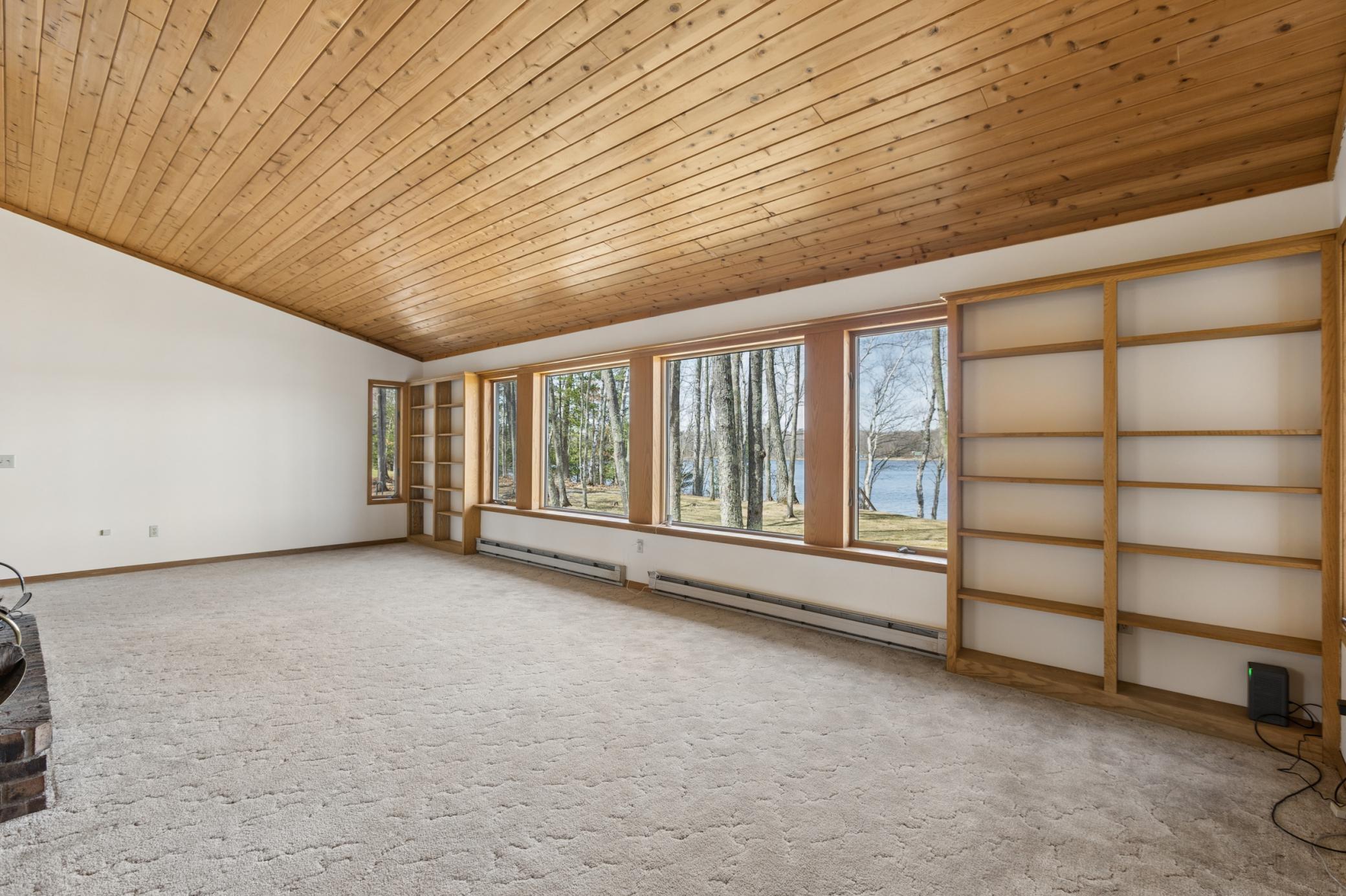 1988 single family home for sale at 19548 Blue Lane E in Emily, MN — 1 bed, 1 bath (photo 7 of 39)