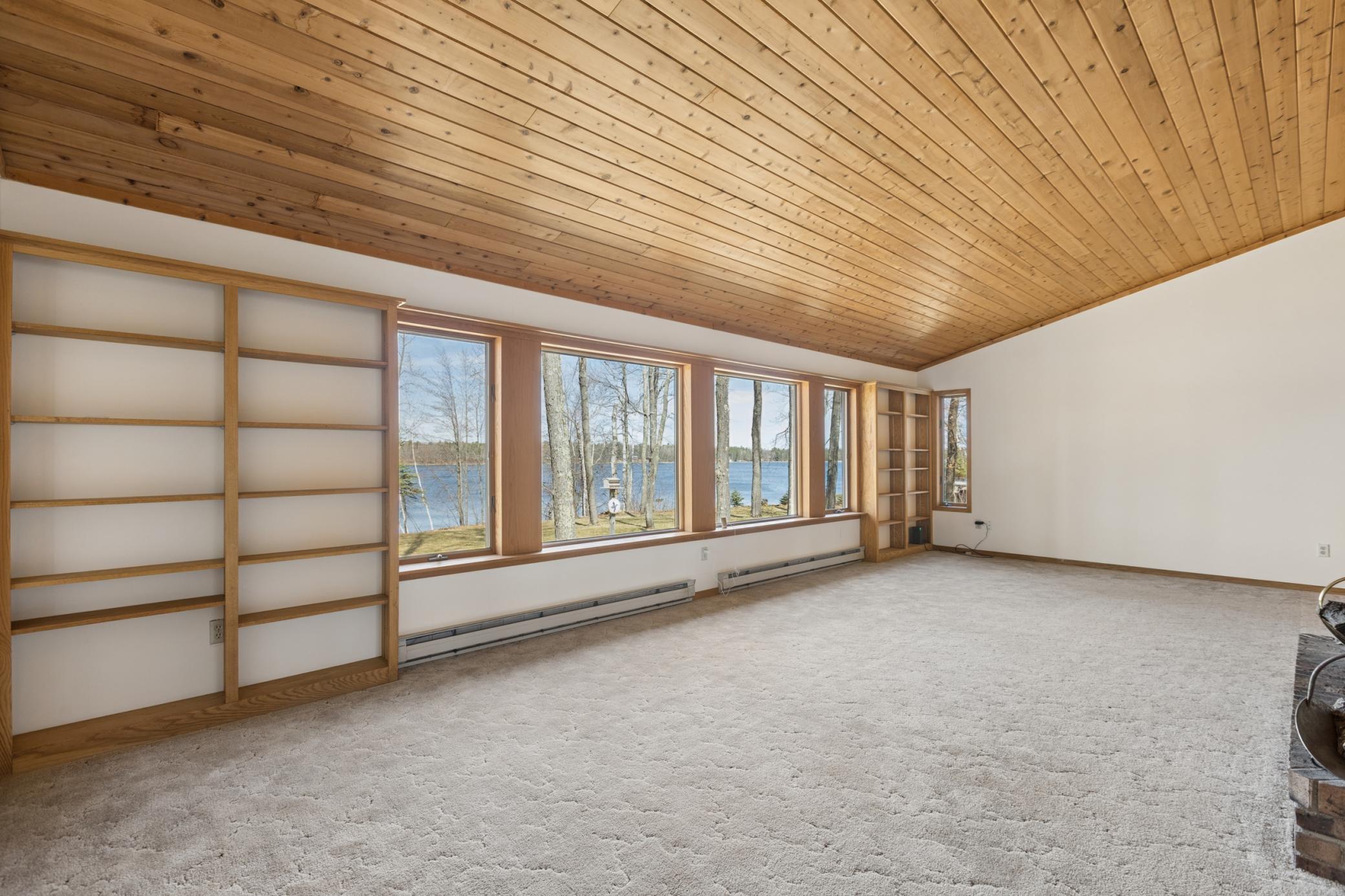 1988 single family home for sale at 19548 Blue Lane E in Emily, MN — 1 bed, 1 bath (photo 8 of 39)