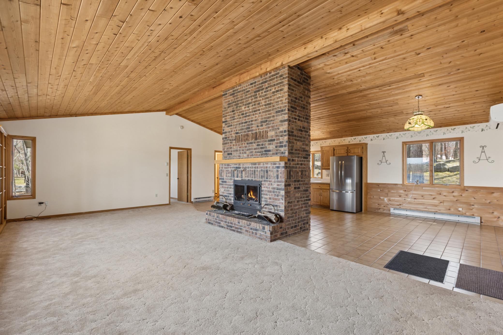 1988 single family home for sale at 19548 Blue Lane E in Emily, MN — 1 bed, 1 bath (photo 9 of 39)