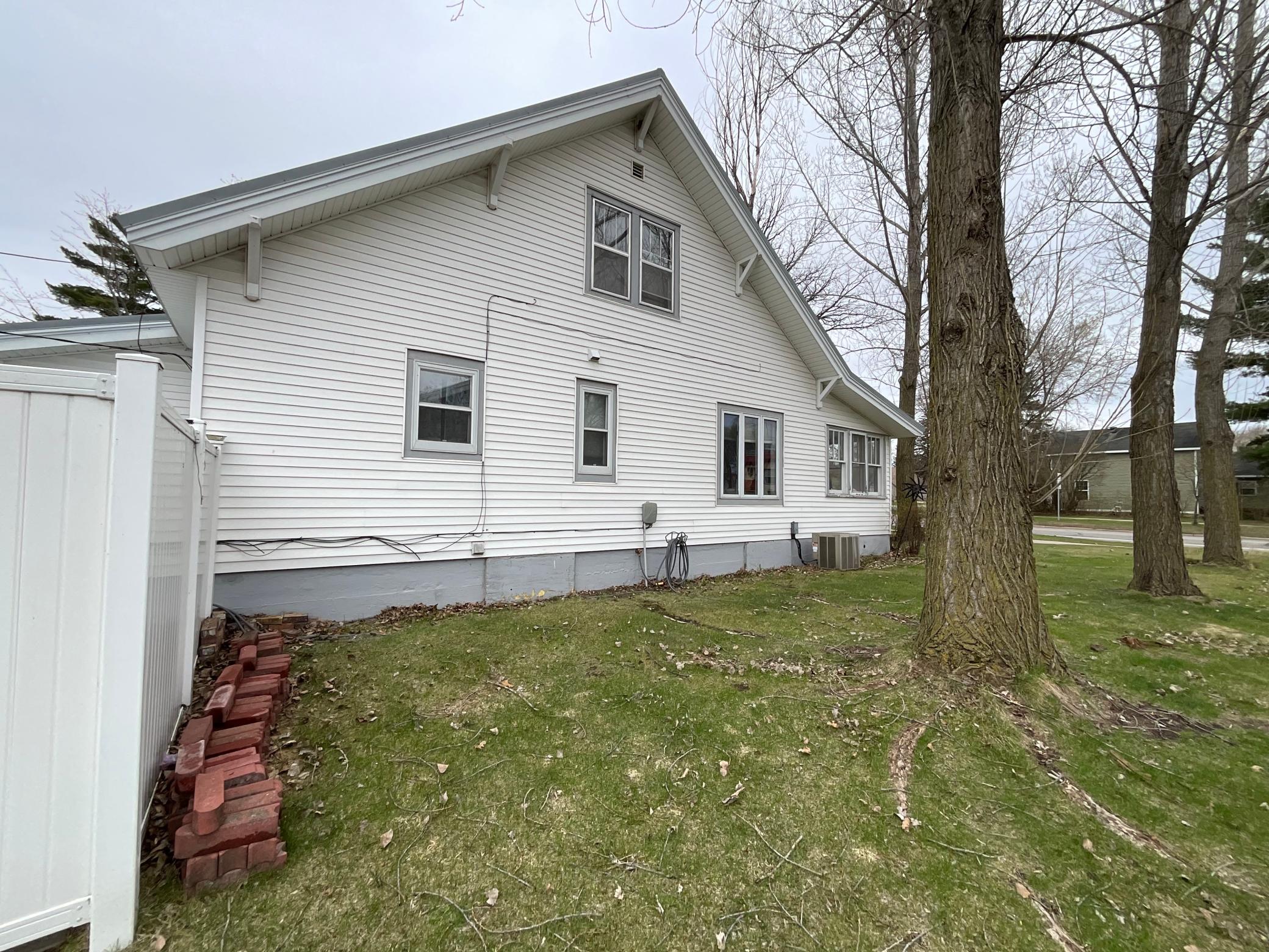 1925 single family home for sale at 430 1st Avenue N in Long Prairie, MN — 3 bed, 2 bath (photo 5 of 5)