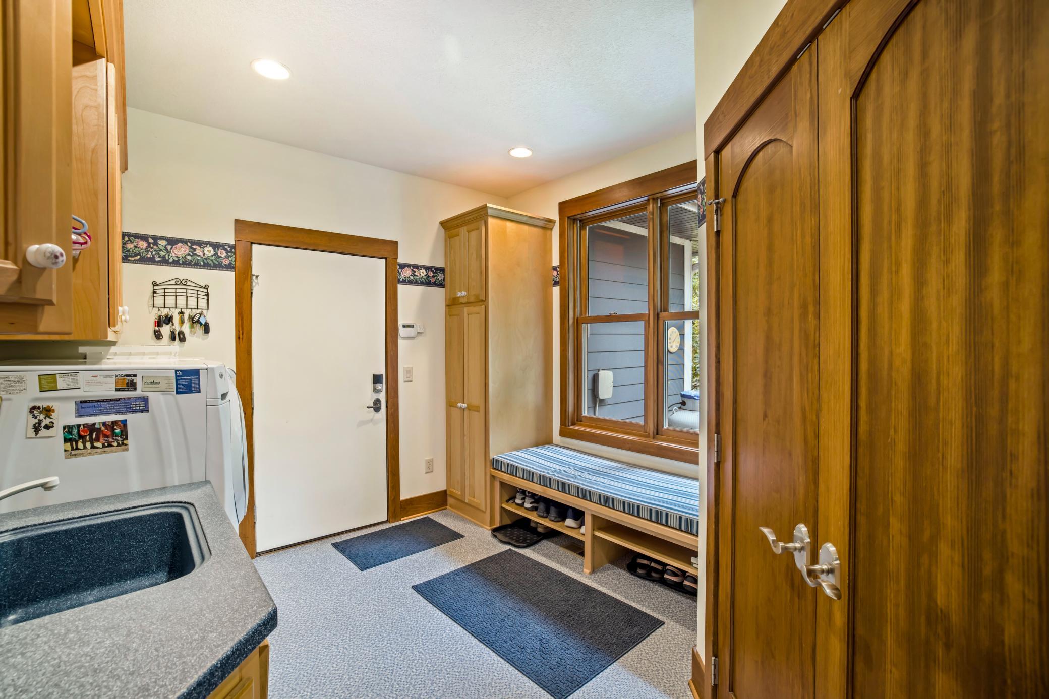 2007 single family home for sale at 35365 E Boot Lake Road in Park Rapids, MN — 4 bed, 3 bath (photo 20 of 87)
