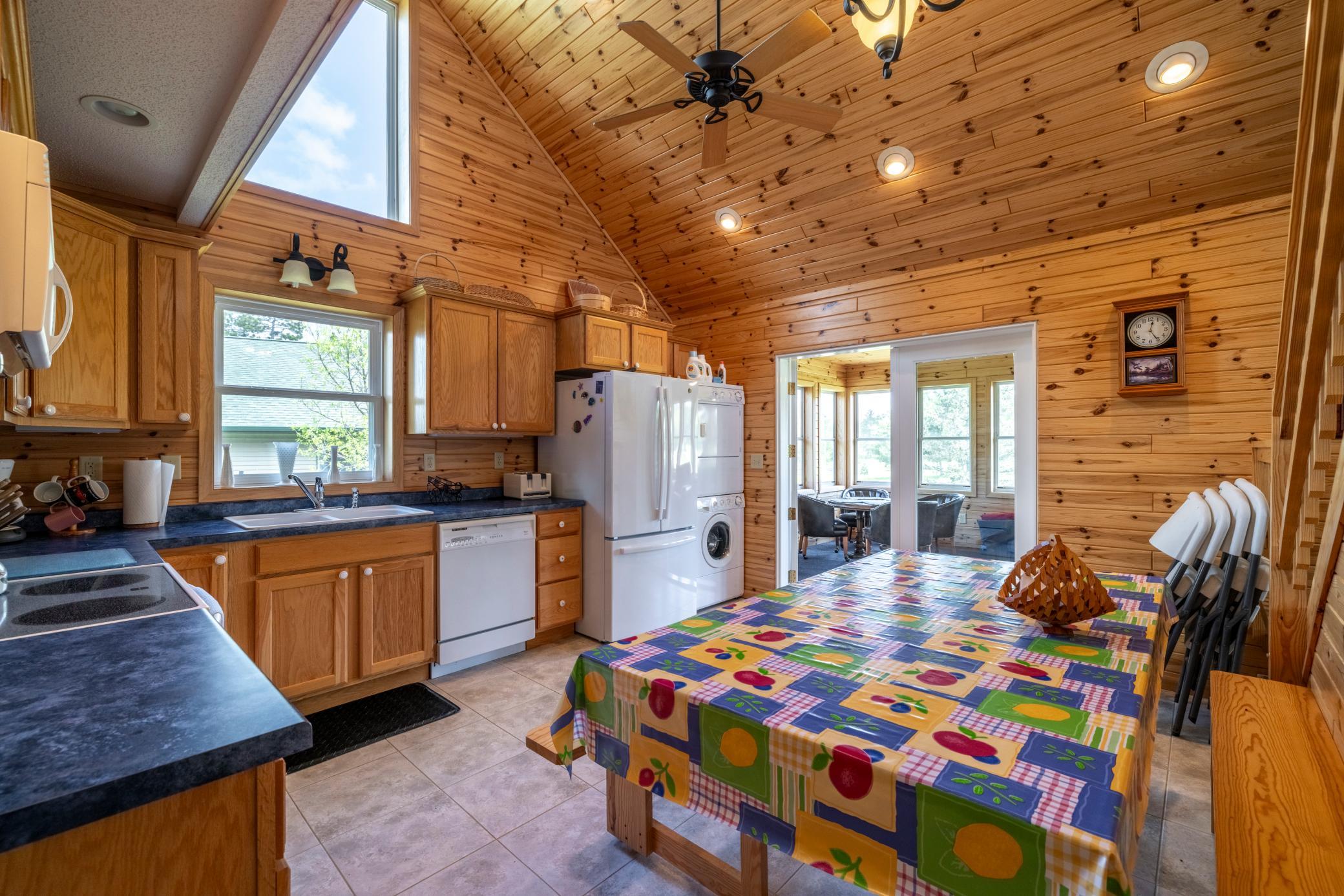 2007 single family home for sale at 35365 E Boot Lake Road in Park Rapids, MN — 4 bed, 3 bath (photo 70 of 87)
