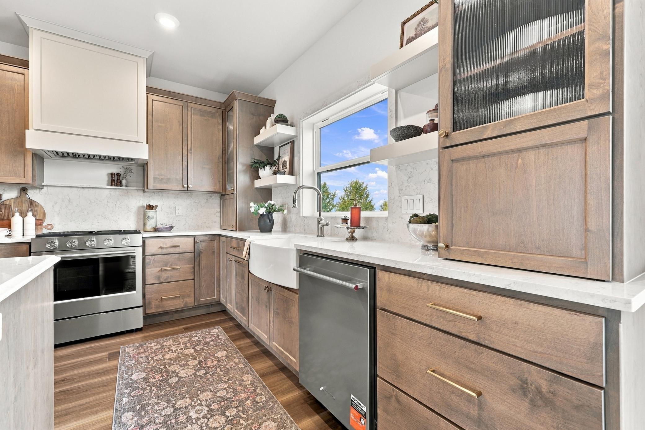 2026 single family home for sale at 1555 72nd Avenue S in Fargo, ND — 6 bed, 3 bath (photo 15 of 69)