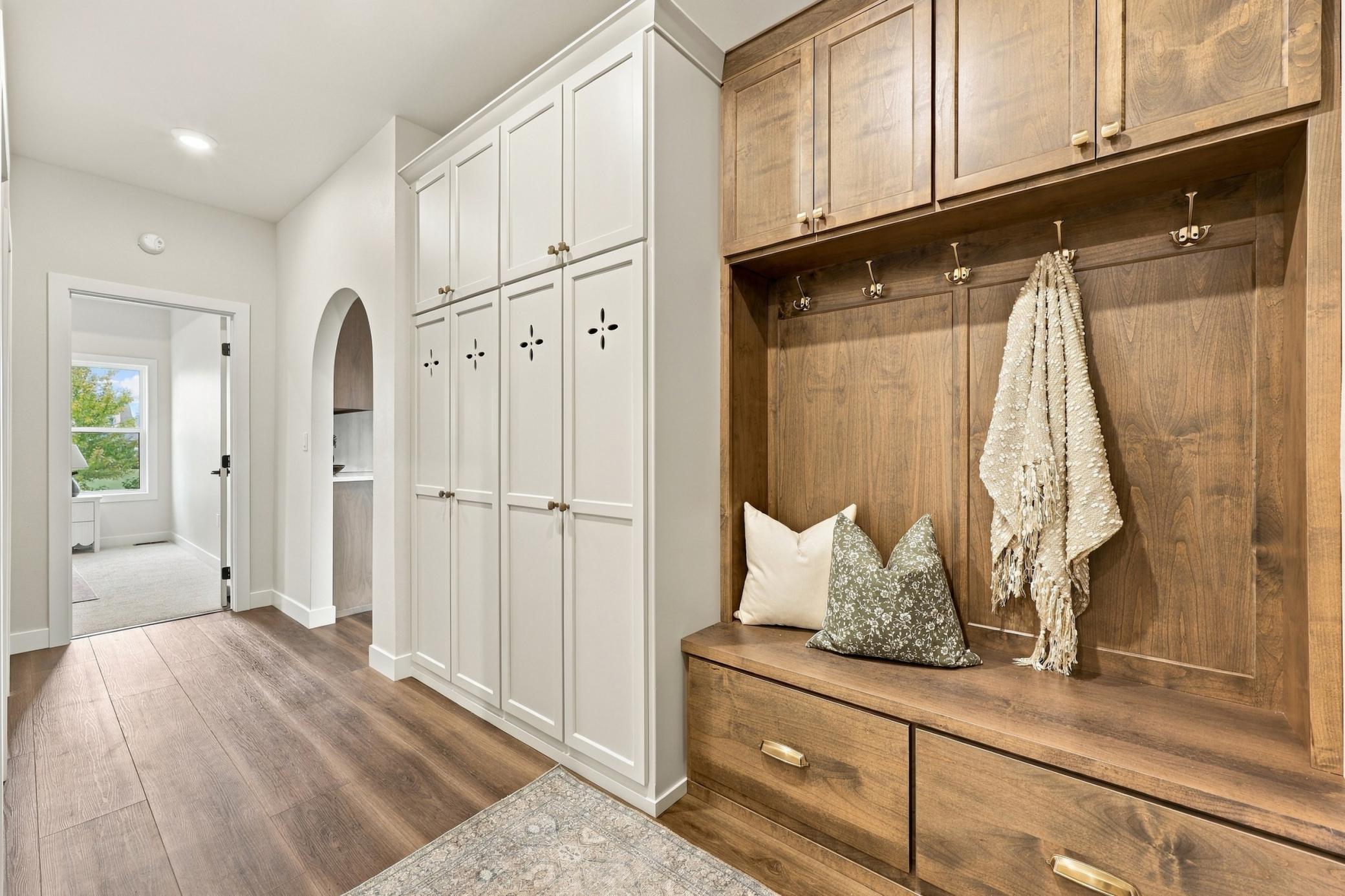 2026 single family home for sale at 1555 72nd Avenue S in Fargo, ND — 6 bed, 3 bath (photo 28 of 69)