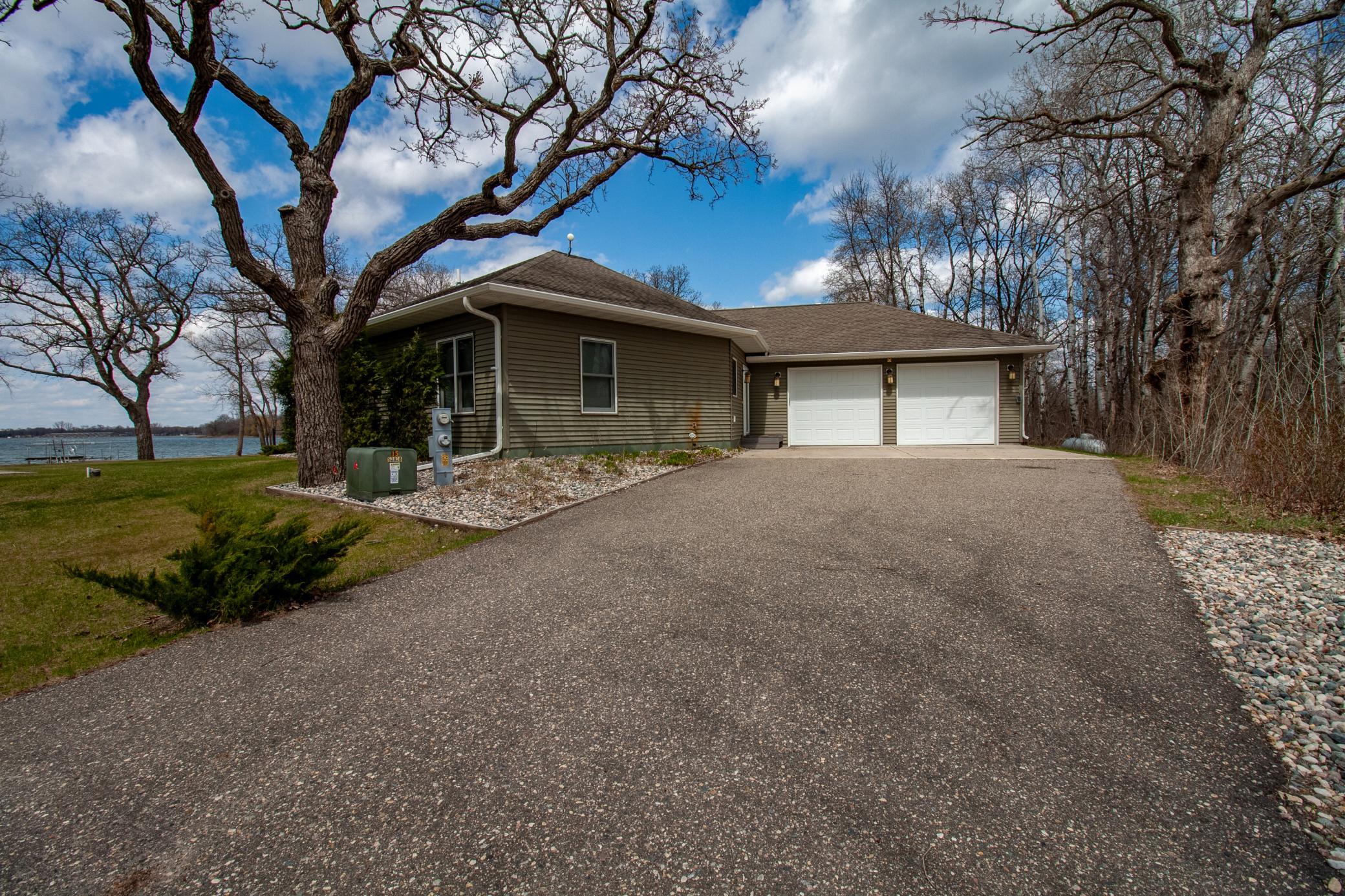 2007 single family home for sale at 34931 Northview Road in Battle Lake, MN — 5 bed, 3 bath (photo 14 of 67)