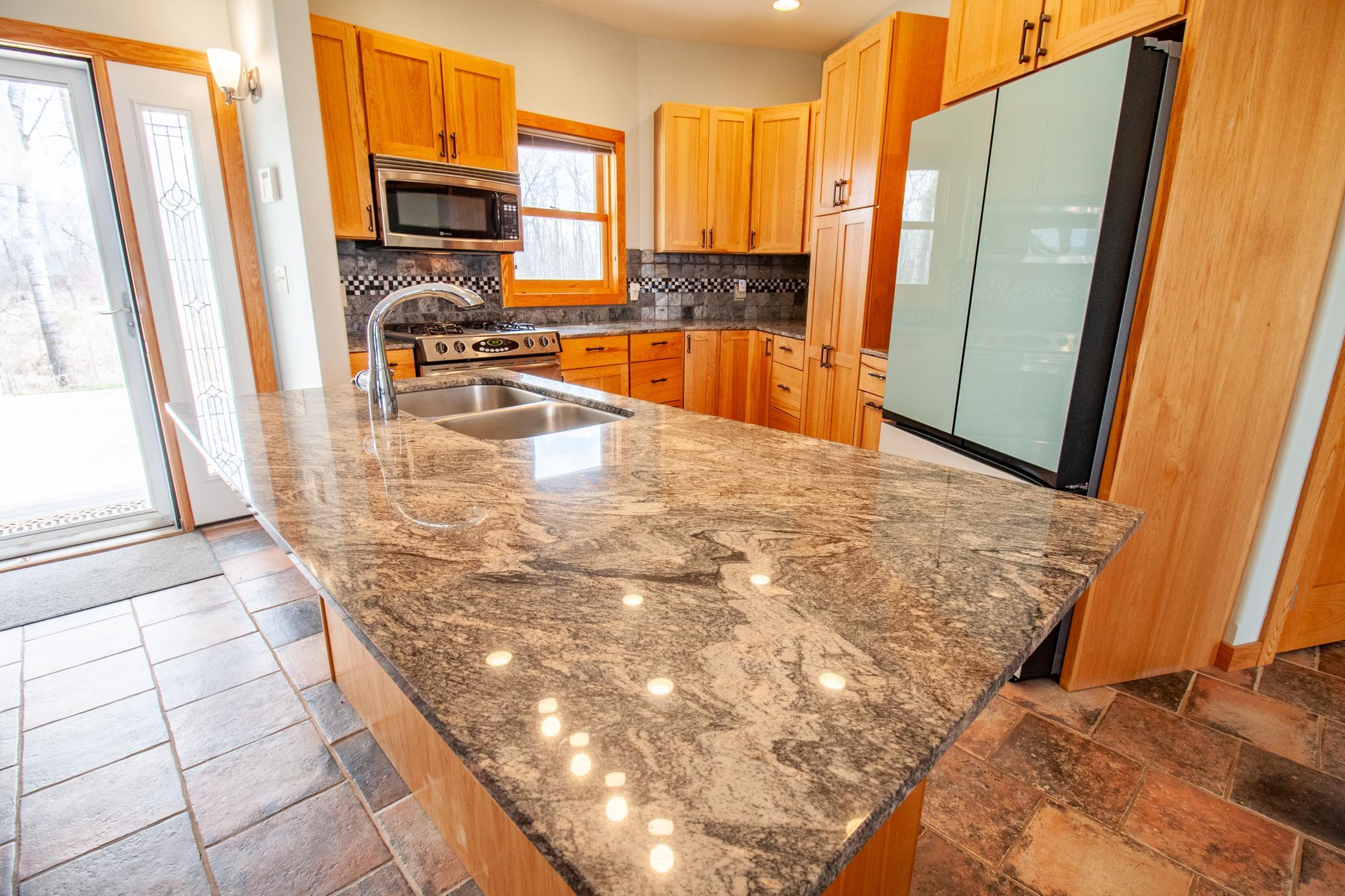 2007 single family home for sale at 34931 Northview Road in Battle Lake, MN — 5 bed, 3 bath (photo 29 of 67)