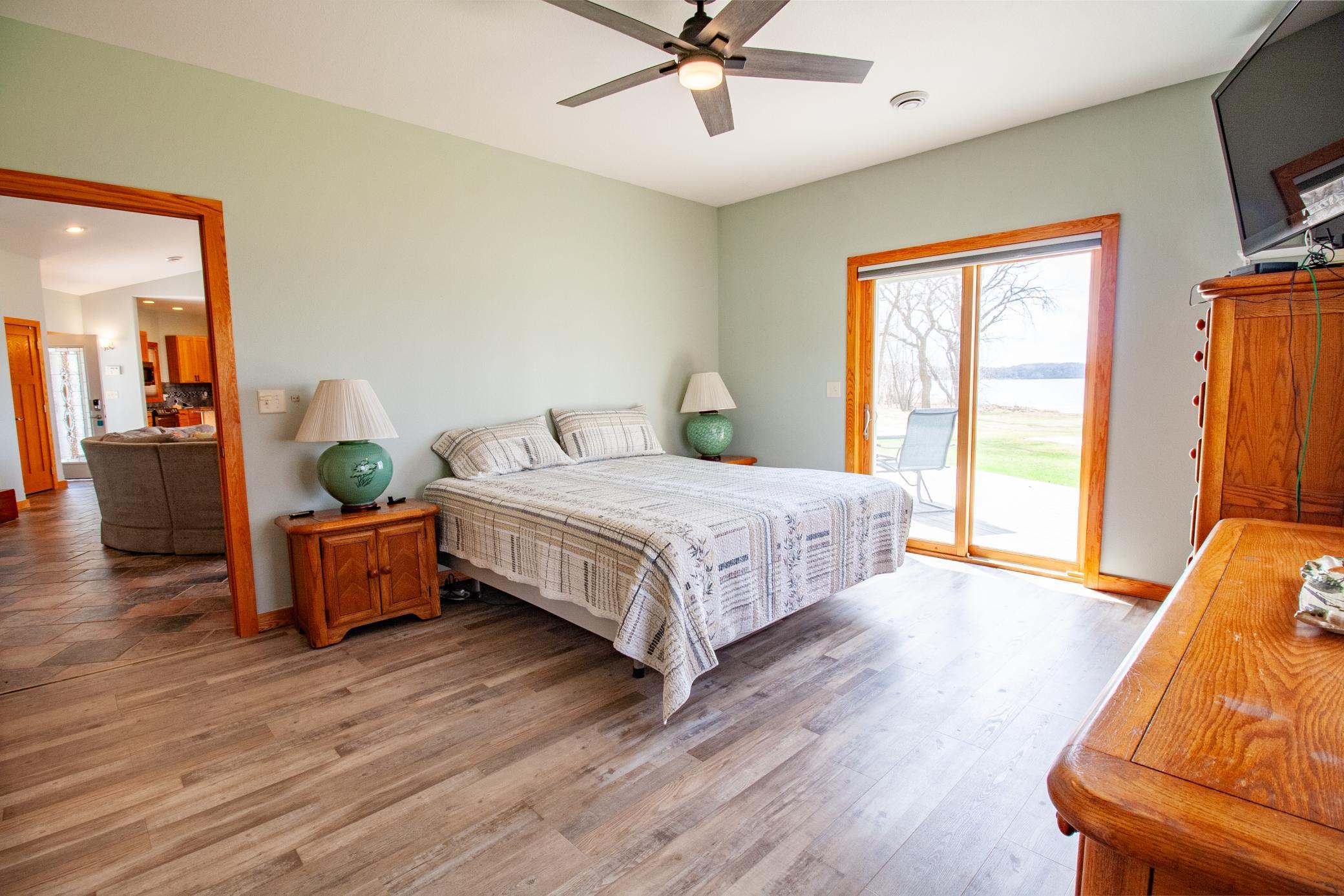 2007 single family home for sale at 34931 Northview Road in Battle Lake, MN — 5 bed, 3 bath (photo 32 of 67)
