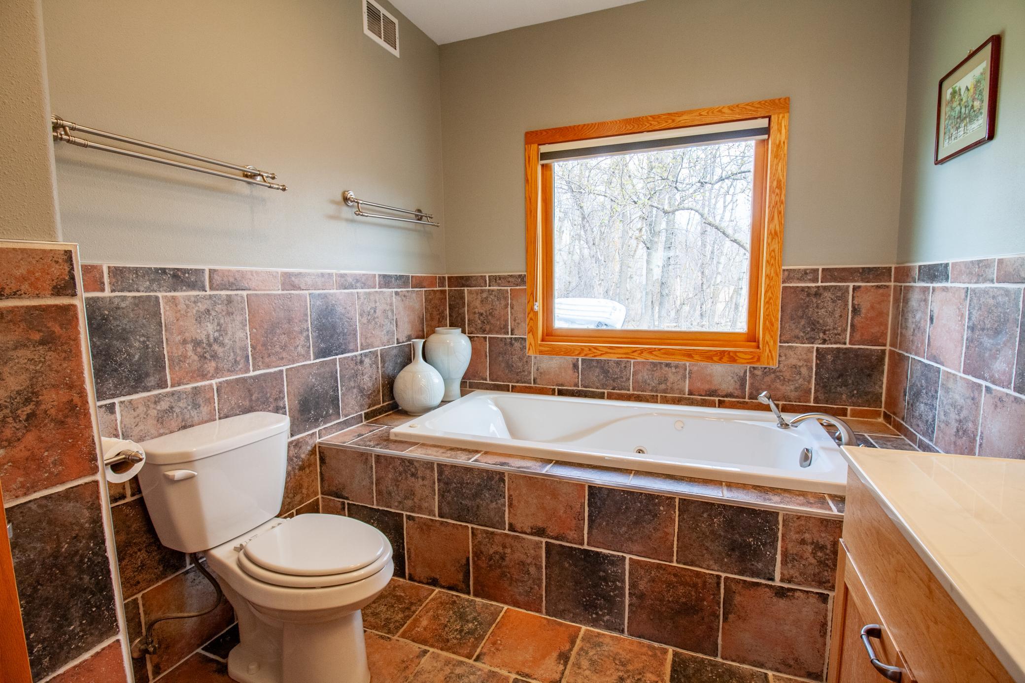 2007 single family home for sale at 34931 Northview Road in Battle Lake, MN — 5 bed, 3 bath (photo 43 of 67)