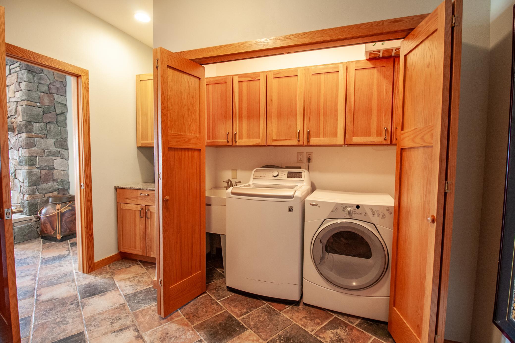2007 single family home for sale at 34931 Northview Road in Battle Lake, MN — 5 bed, 3 bath (photo 48 of 67)