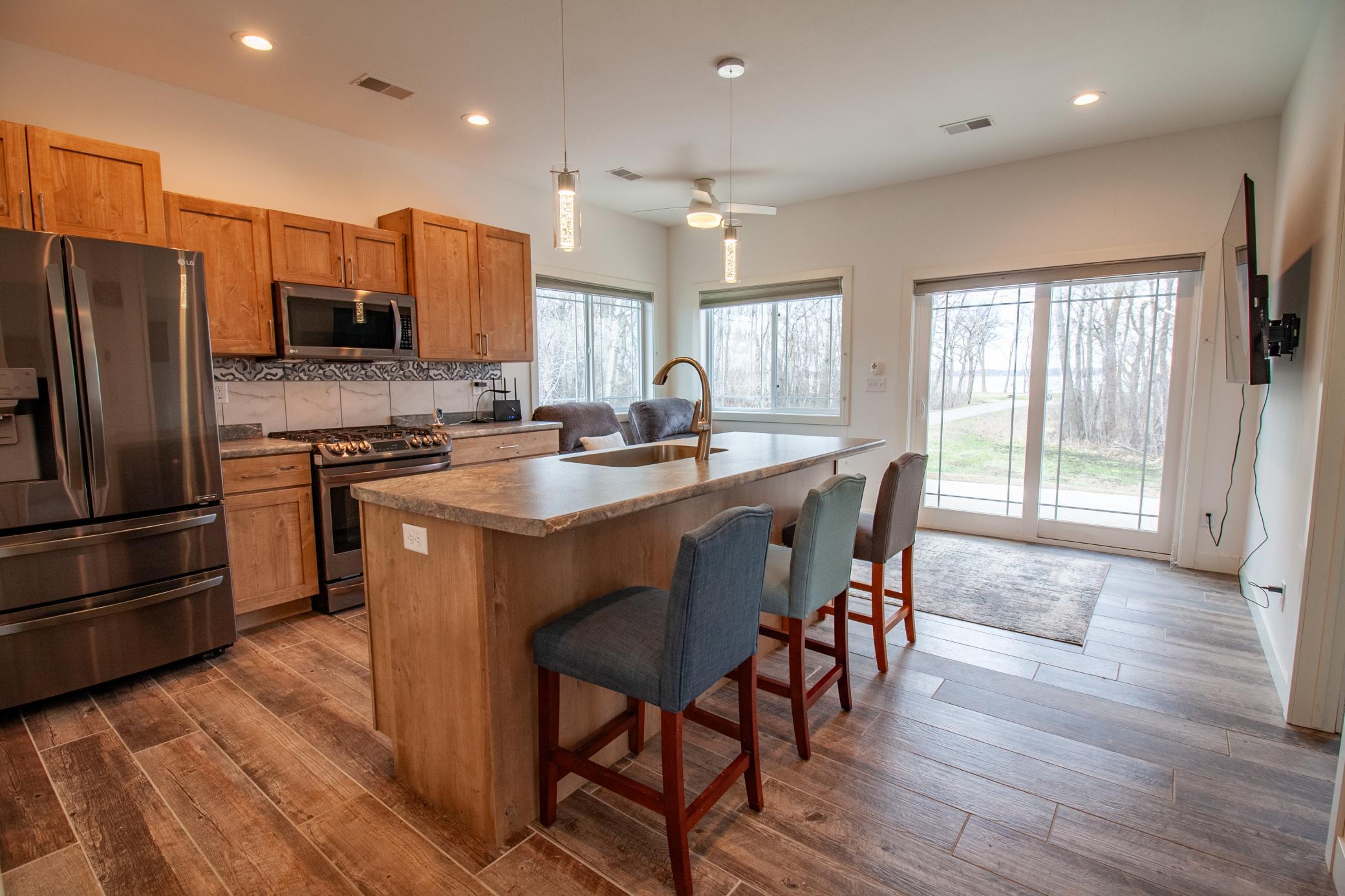2007 single family home for sale at 34931 Northview Road in Battle Lake, MN — 5 bed, 3 bath (photo 53 of 67)