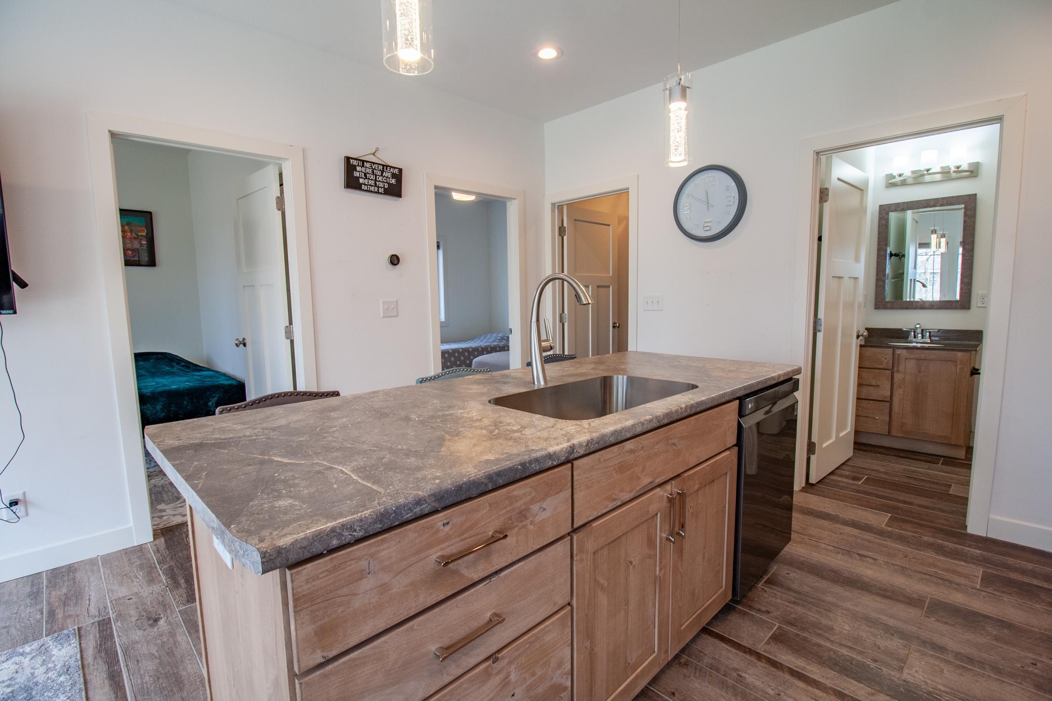 2007 single family home for sale at 34931 Northview Road in Battle Lake, MN — 5 bed, 3 bath (photo 59 of 67)