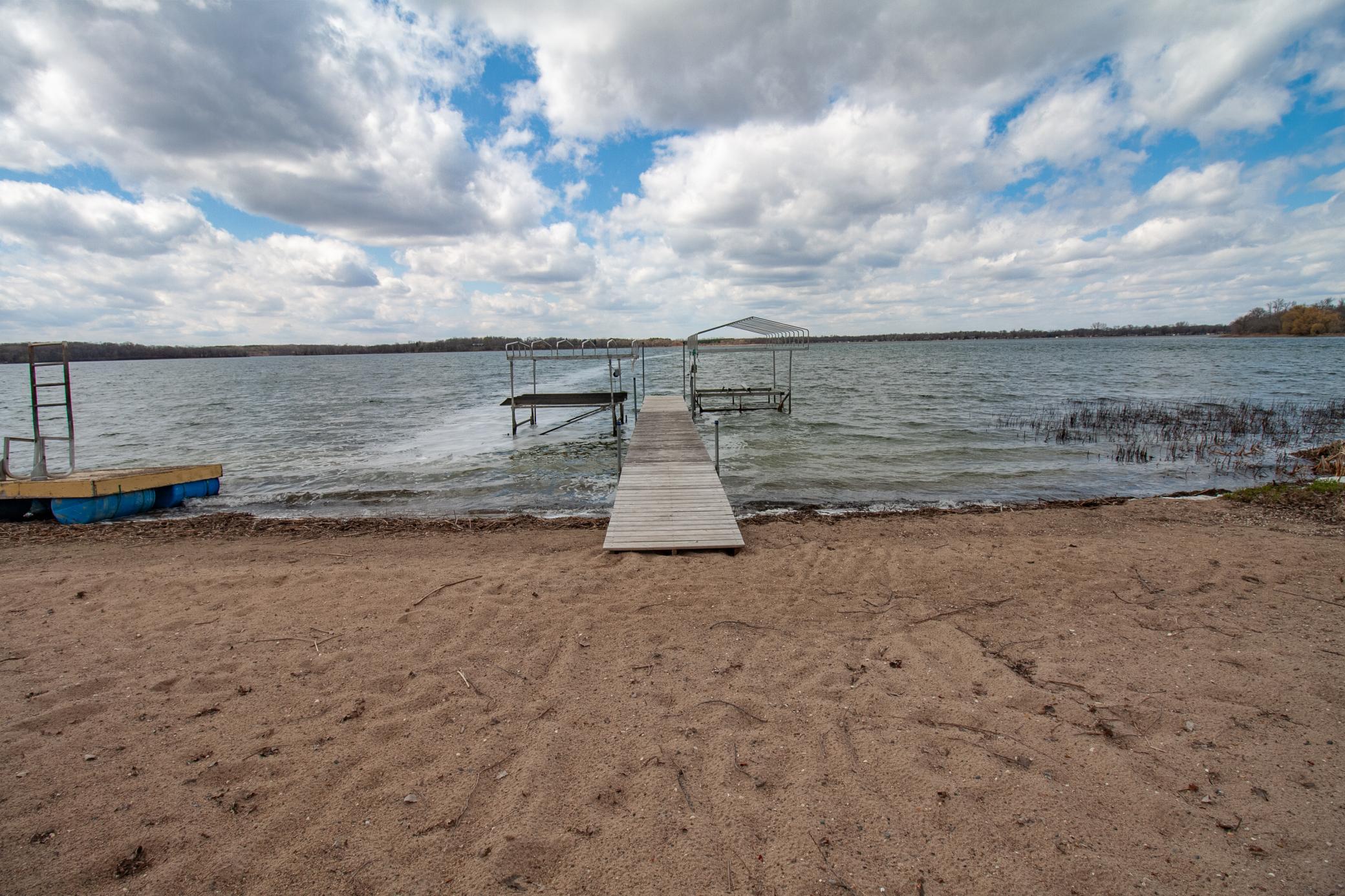 2007 single family home for sale at 34931 Northview Road in Battle Lake, MN — 5 bed, 3 bath (photo 7 of 67)