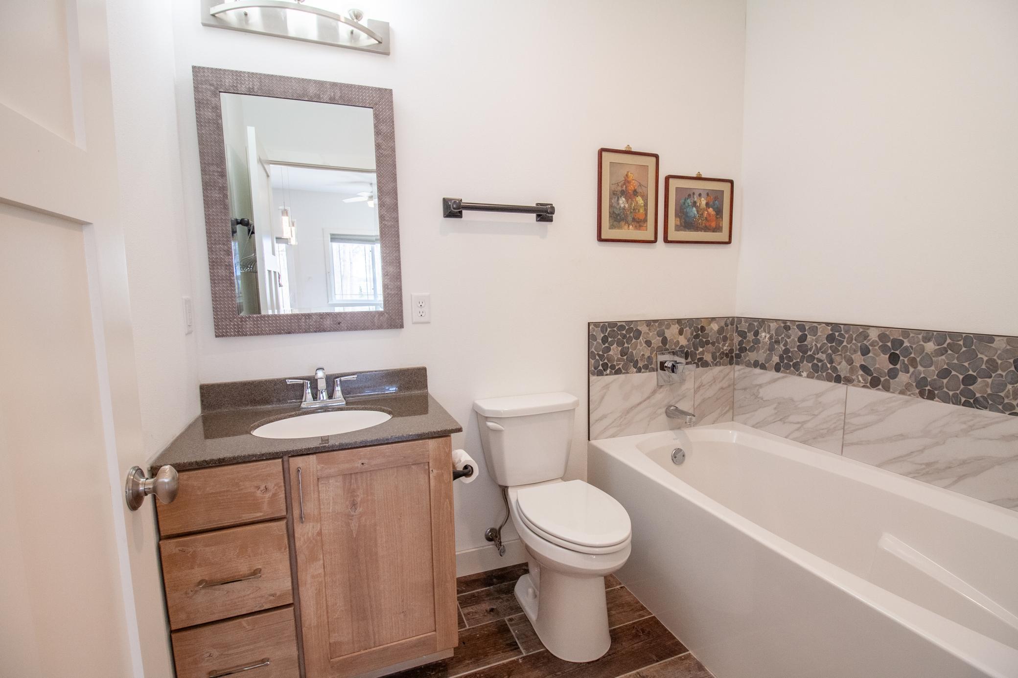2007 single family home for sale at 34931 Northview Road in Battle Lake, MN — 5 bed, 3 bath (photo 62 of 67)