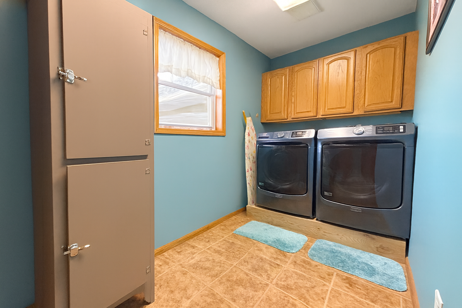 2002 single family home for sale at 48413 205th Avenue in Pelican Rapids, MN — 5 bed, 4 bath (photo 20 of 77)