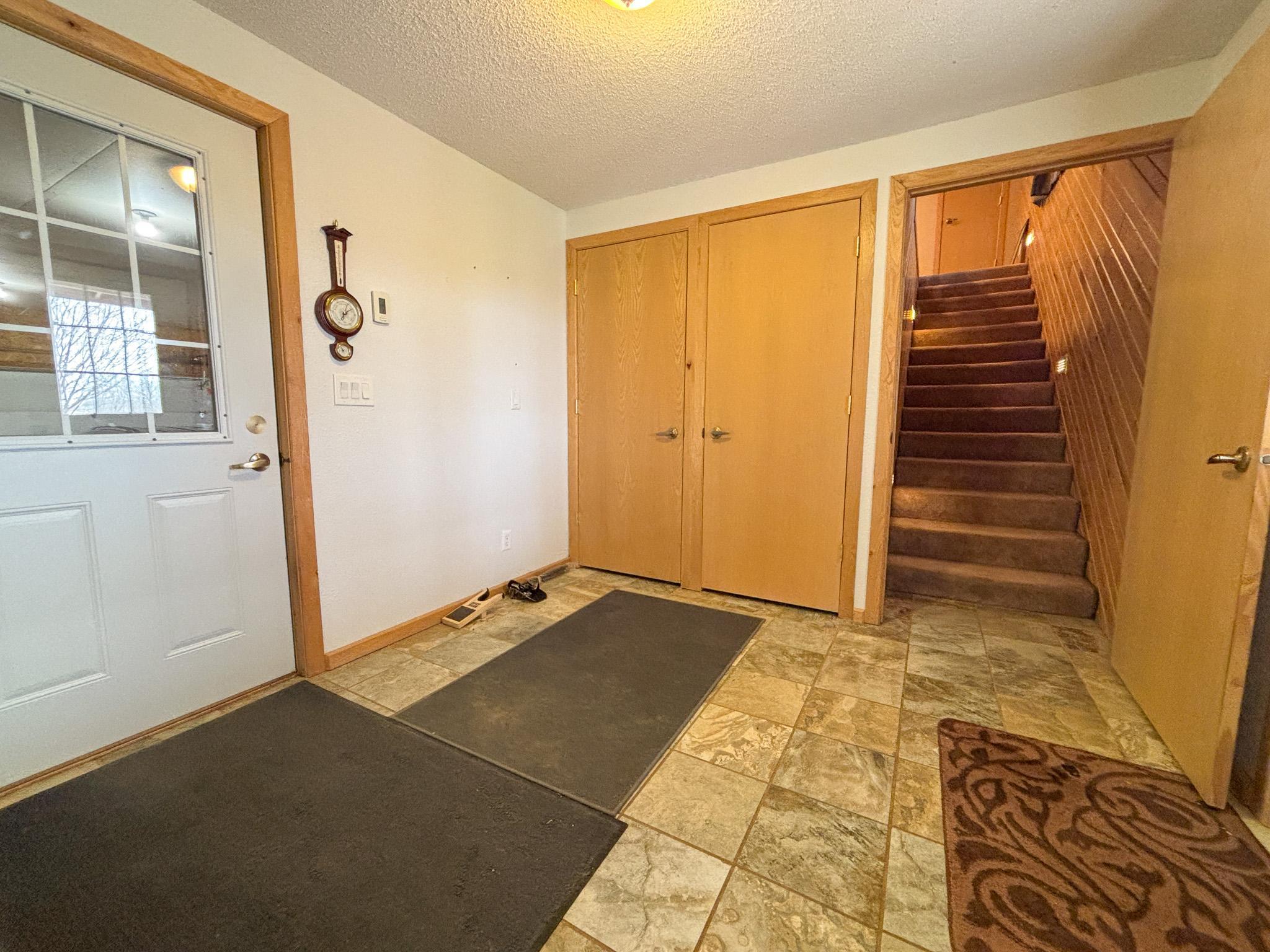 2002 single family home for sale at 48413 205th Avenue in Pelican Rapids, MN — 5 bed, 4 bath (photo 26 of 77)
