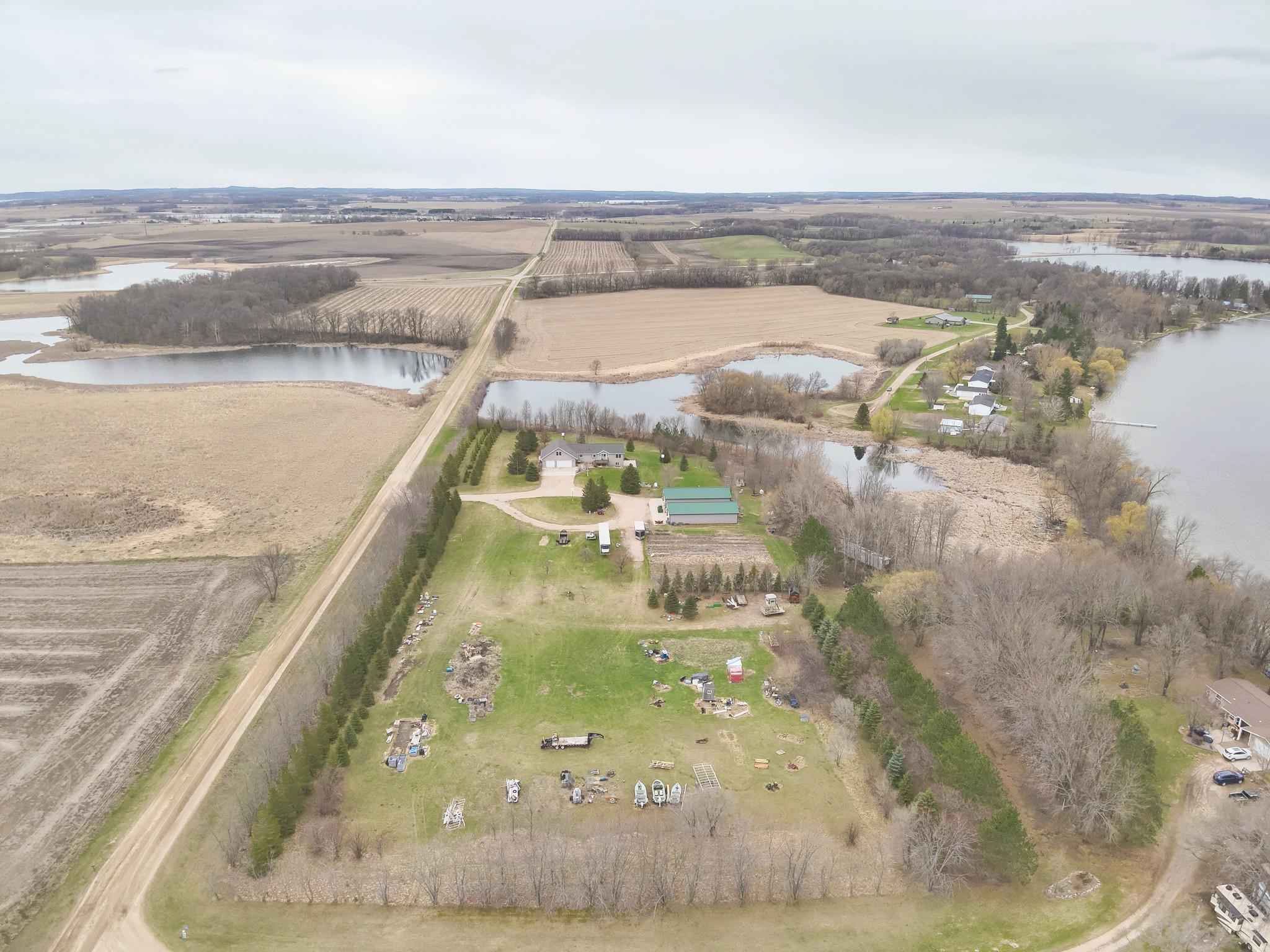 2002 single family home for sale at 48413 205th Avenue in Pelican Rapids, MN — 5 bed, 4 bath (photo 64 of 77)