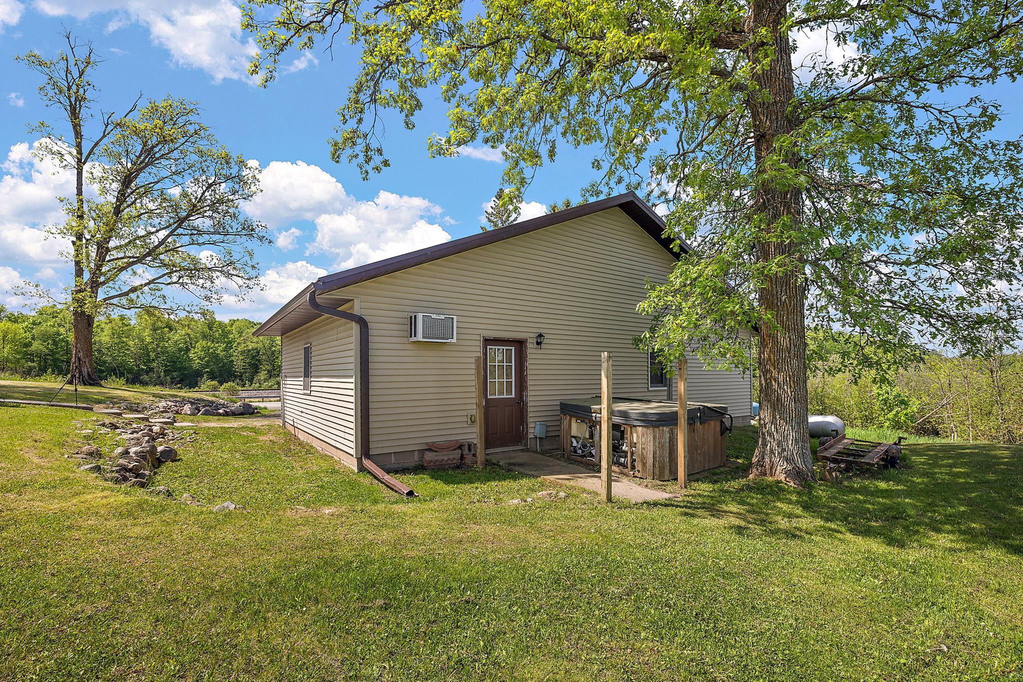 1935 single family home for sale at 36775 US Highway 169 in Aitkin, MN — 3 bed, 2 bath (photo 3 of 46)
