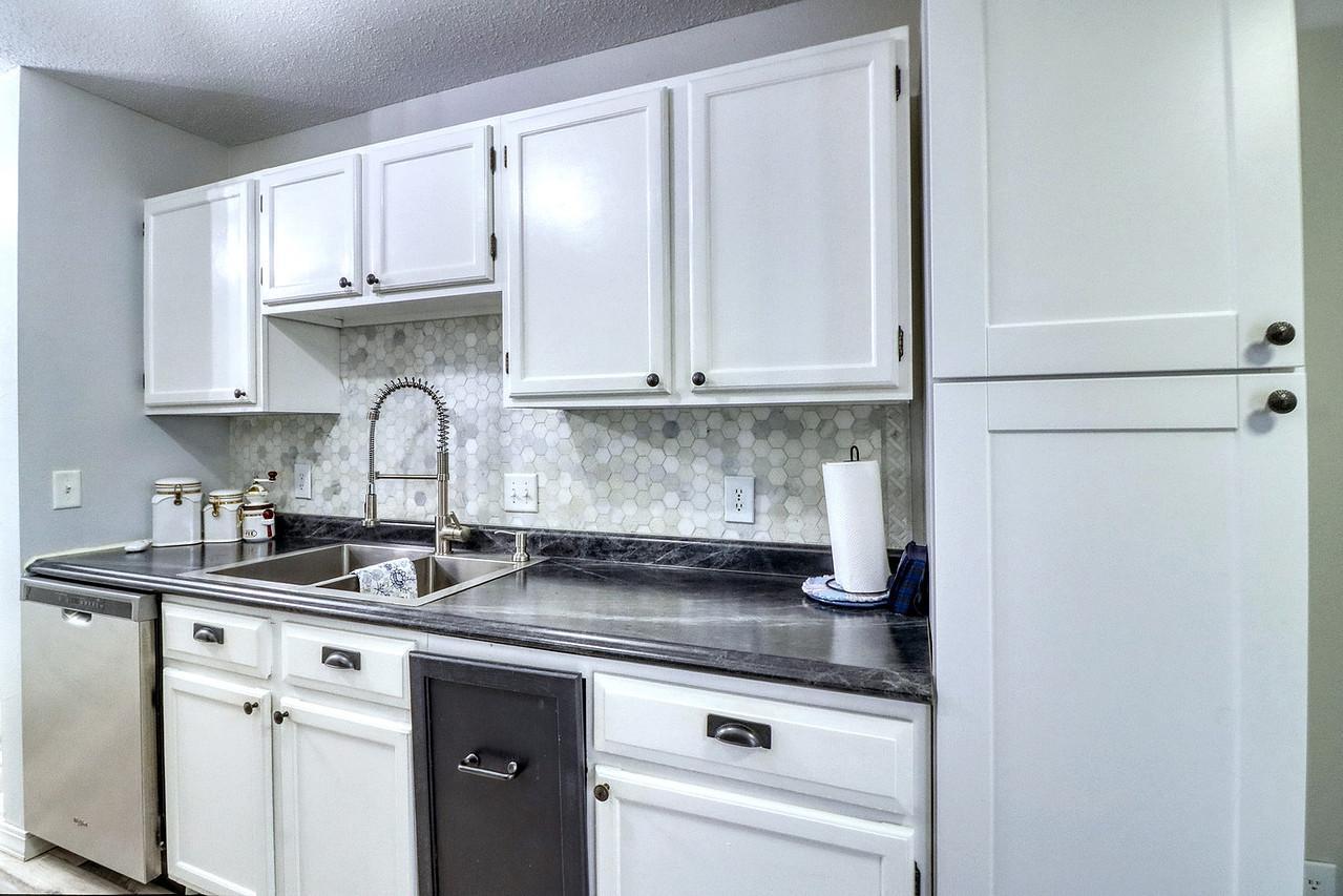 3407 Cherry Lane N, Unit A2, Fargo ND 58102 - Photo 4 of 22