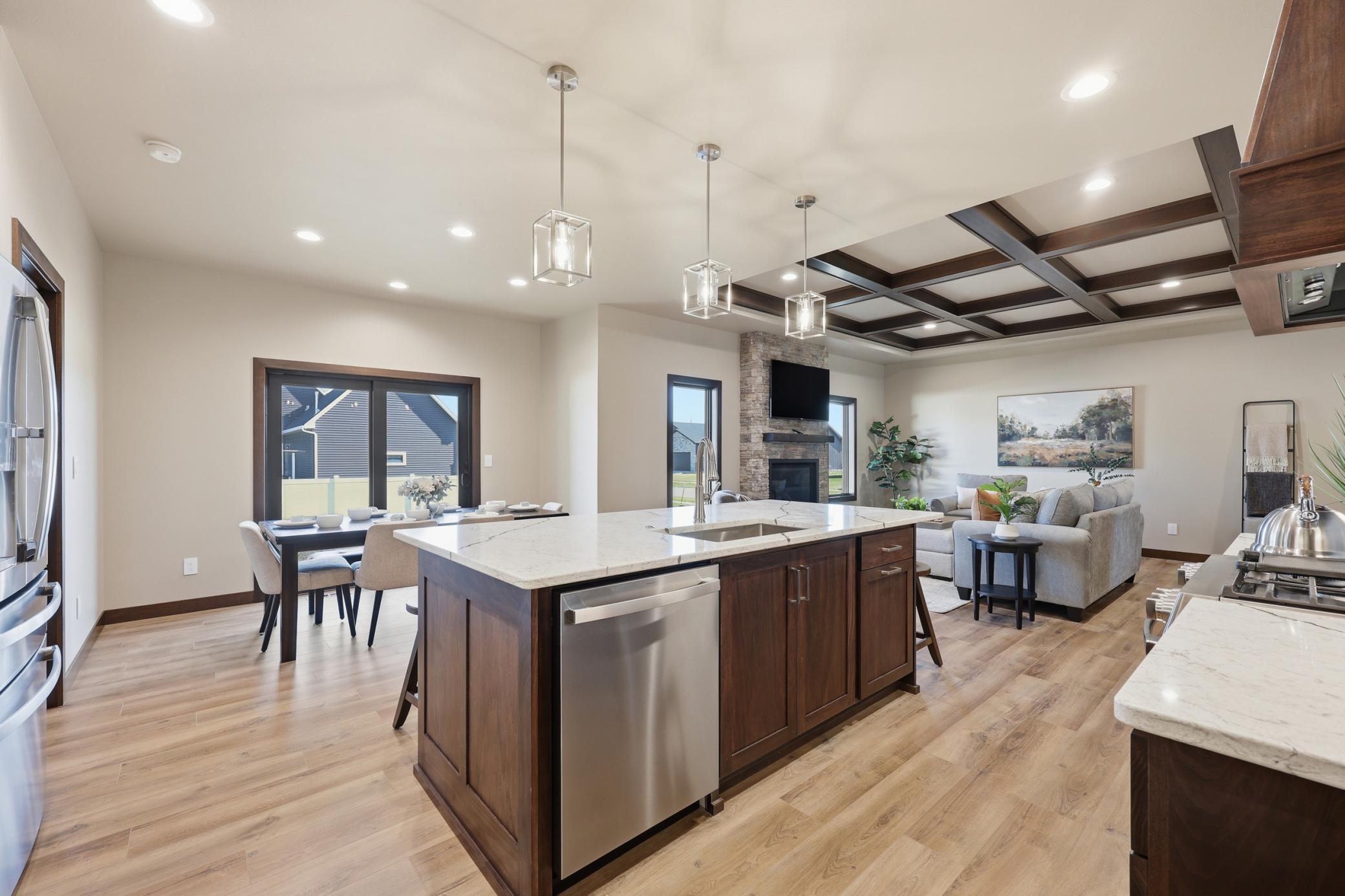 4257 Pine Parkway S, Fargo ND 58104 - Photo 11 of 44