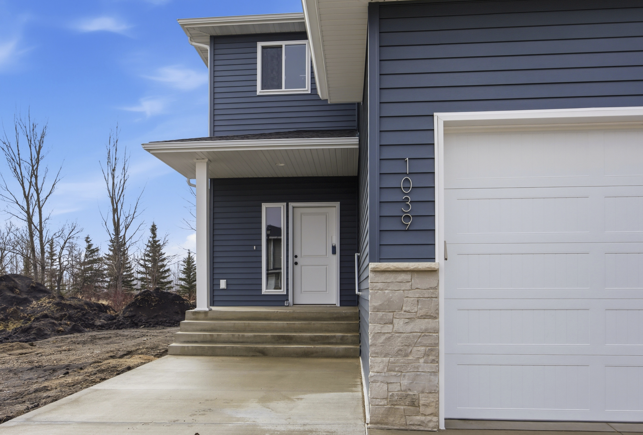 979 61st Avenue W, West Fargo ND 58078 - Photo 2 of 30