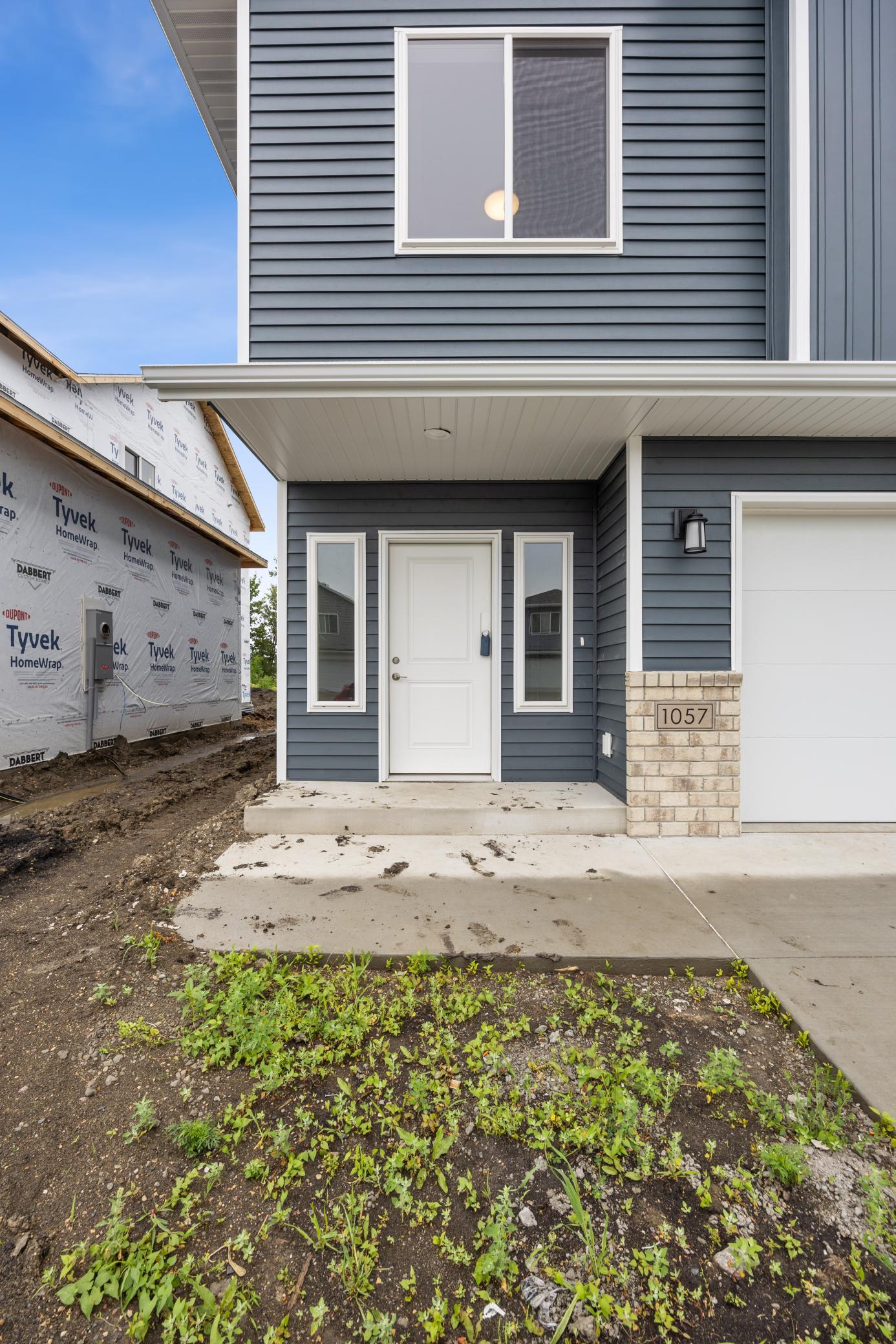 2026 single family home for sale at 8479 61st Street S in Horace, ND — 5 bed, 3 bath (photo 3 of 35)