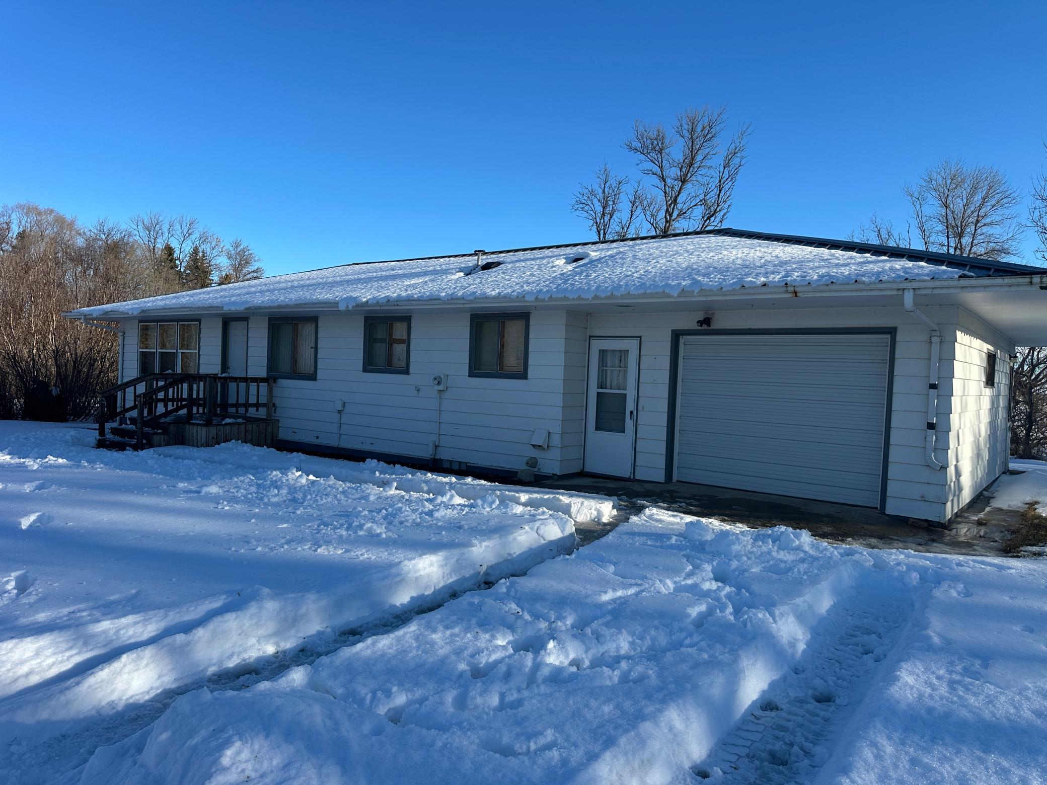 1970 single family home for sale at 6533 102nd Street NE in Rocklake, ND — 3 bed, 2 bath (photo 19 of 39)
