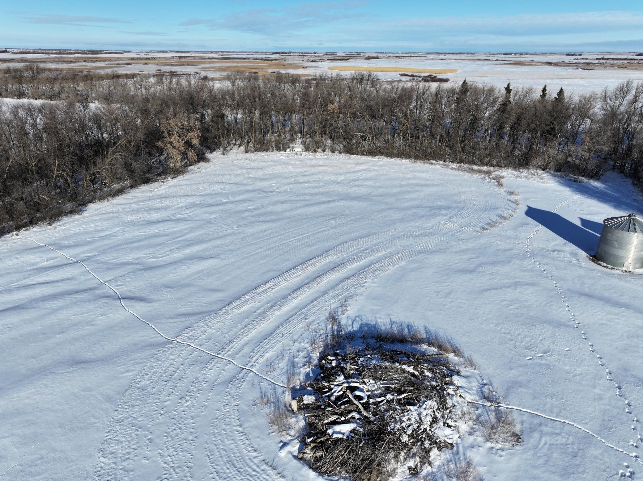 1970 single family home for sale at 6533 102nd Street NE in Rocklake, ND — 3 bed, 2 bath (photo 9 of 39)