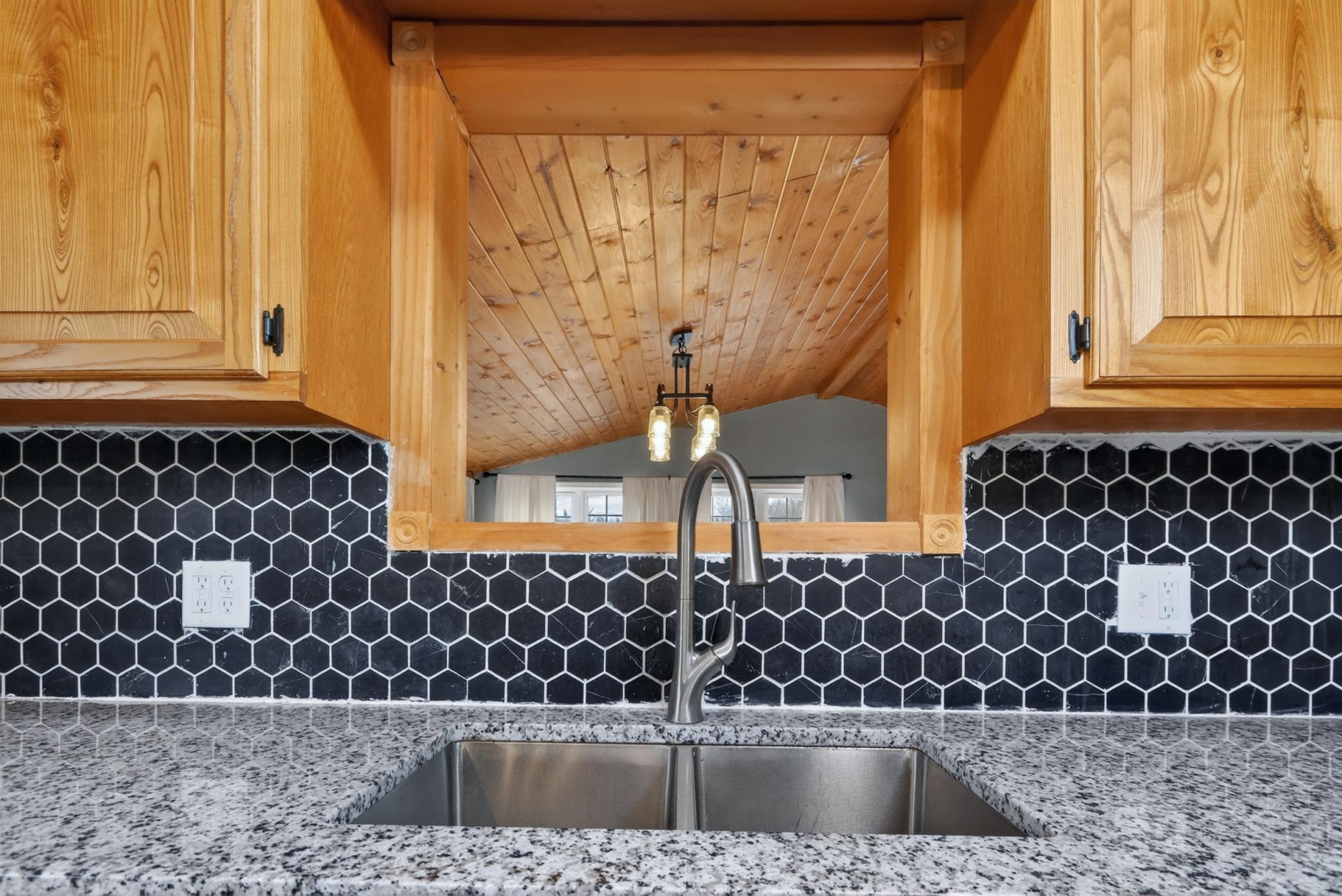 1946 single family home for sale at 43542 County Road 19 in Deer River, MN — 3 bed, 1 bath (photo 16 of 53)