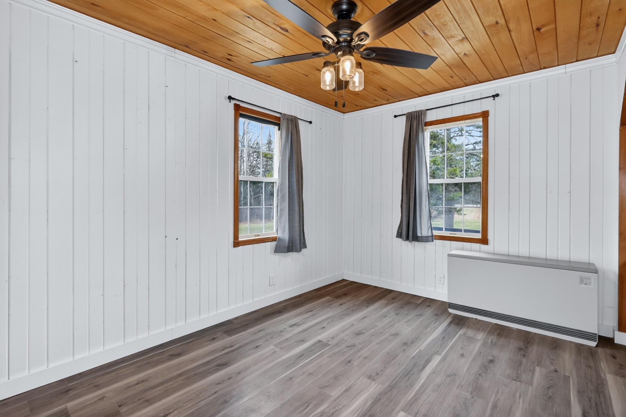 1946 single family home for sale at 43542 County Road 19 in Deer River, MN — 3 bed, 1 bath (photo 17 of 53)