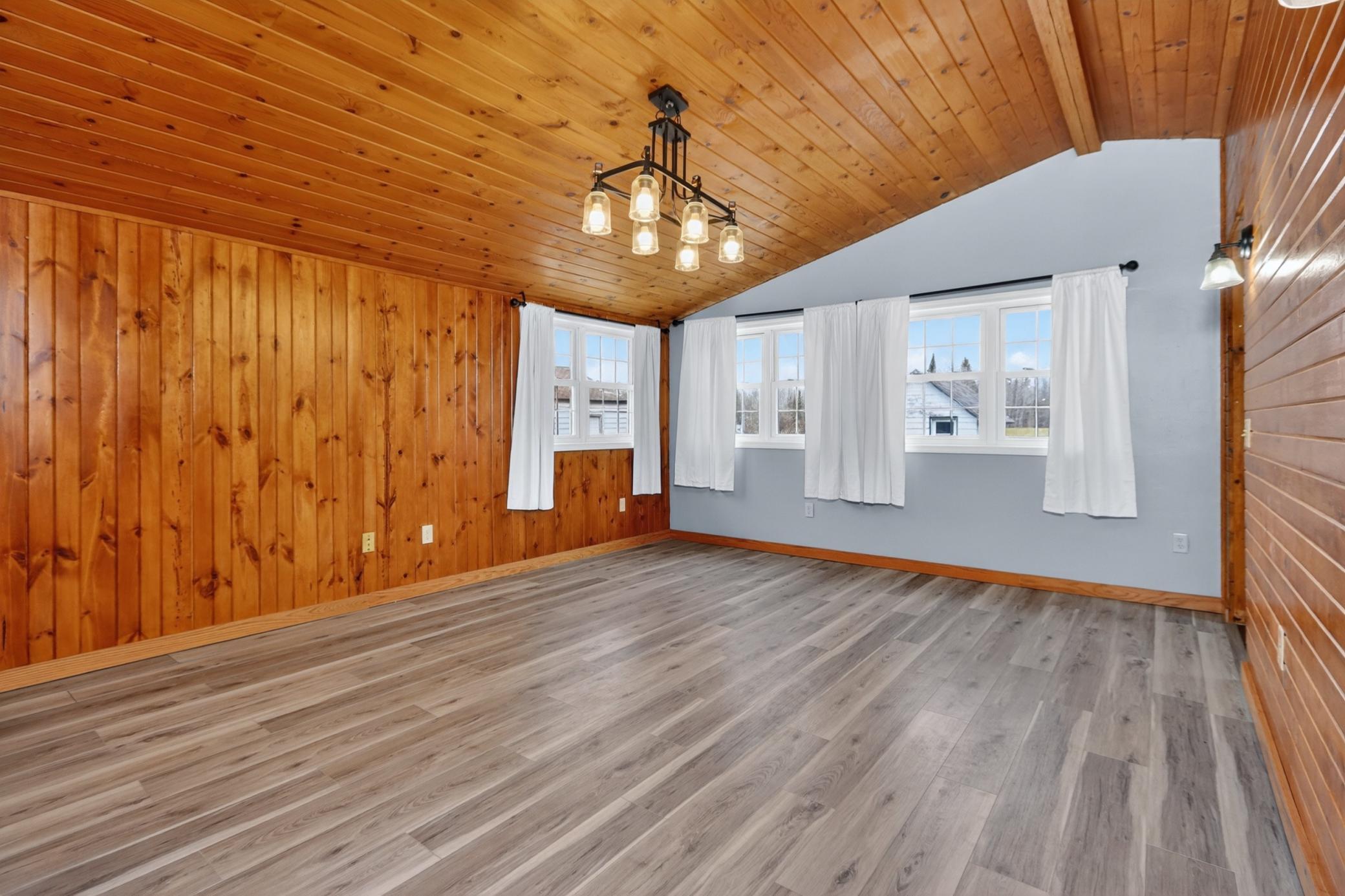 1946 single family home for sale at 43542 County Road 19 in Deer River, MN — 3 bed, 1 bath (photo 8 of 53)